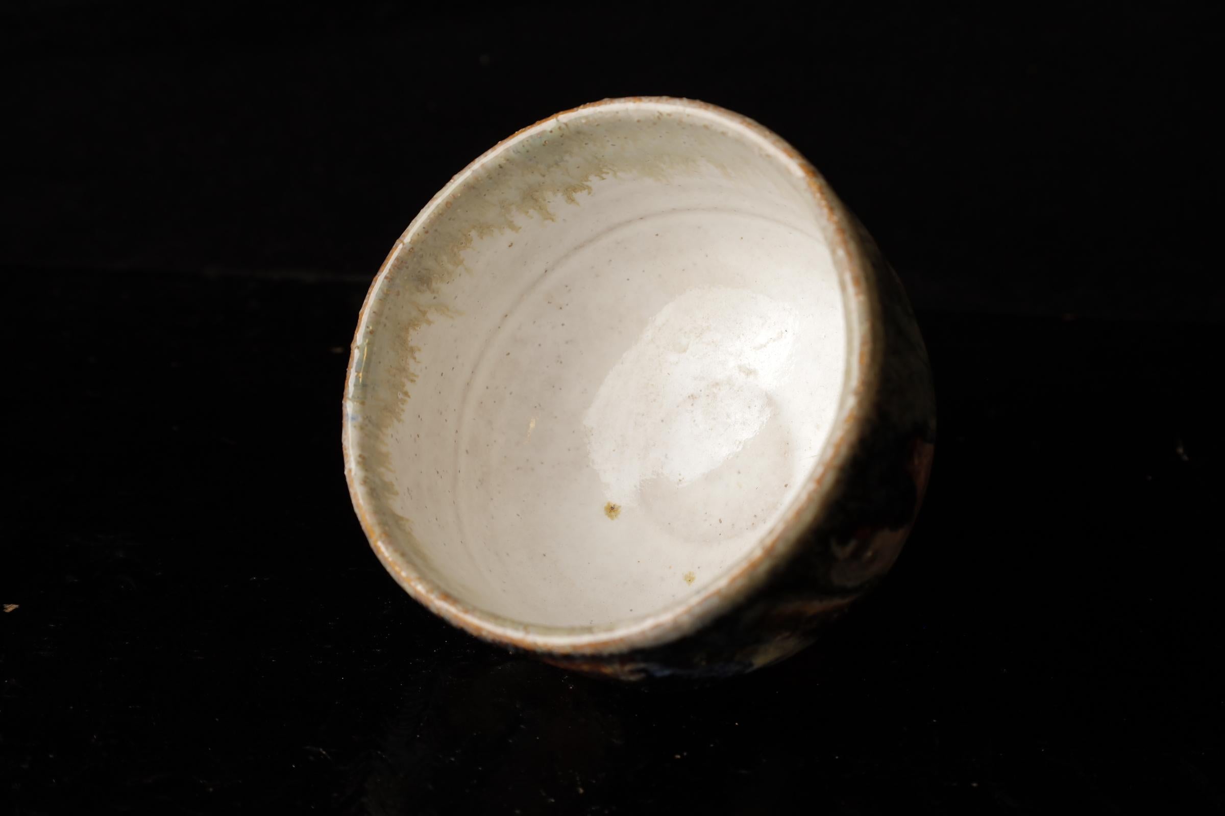 Hagi-ware Chawn (tea bowl) by famous Seigan Yamane For Sale 13