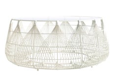 Hagia-Couchtisch von Kenneth Cobonpue