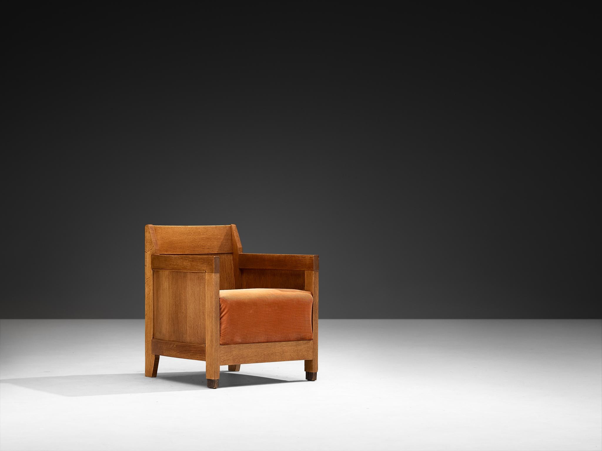 Milieu du XXe siècle Chaise longue Art déco hollandaise de l'école de La Haye en chêne massif et velours côtelé orange en vente