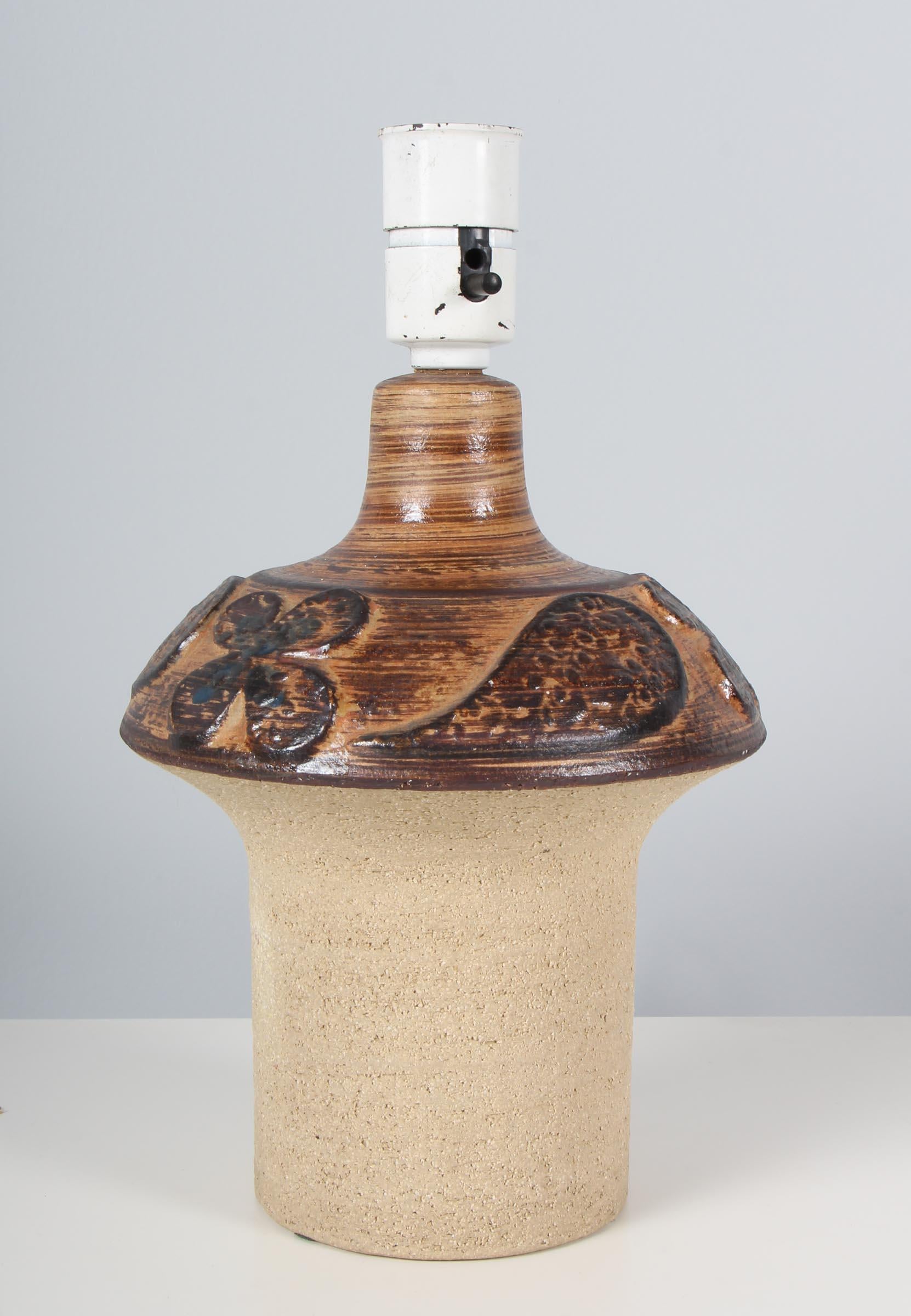 Scandinavian Modern Haico Nitzsche for Danish Soholm Sculptural Brown Stoneware Lamp, 1970s For Sale