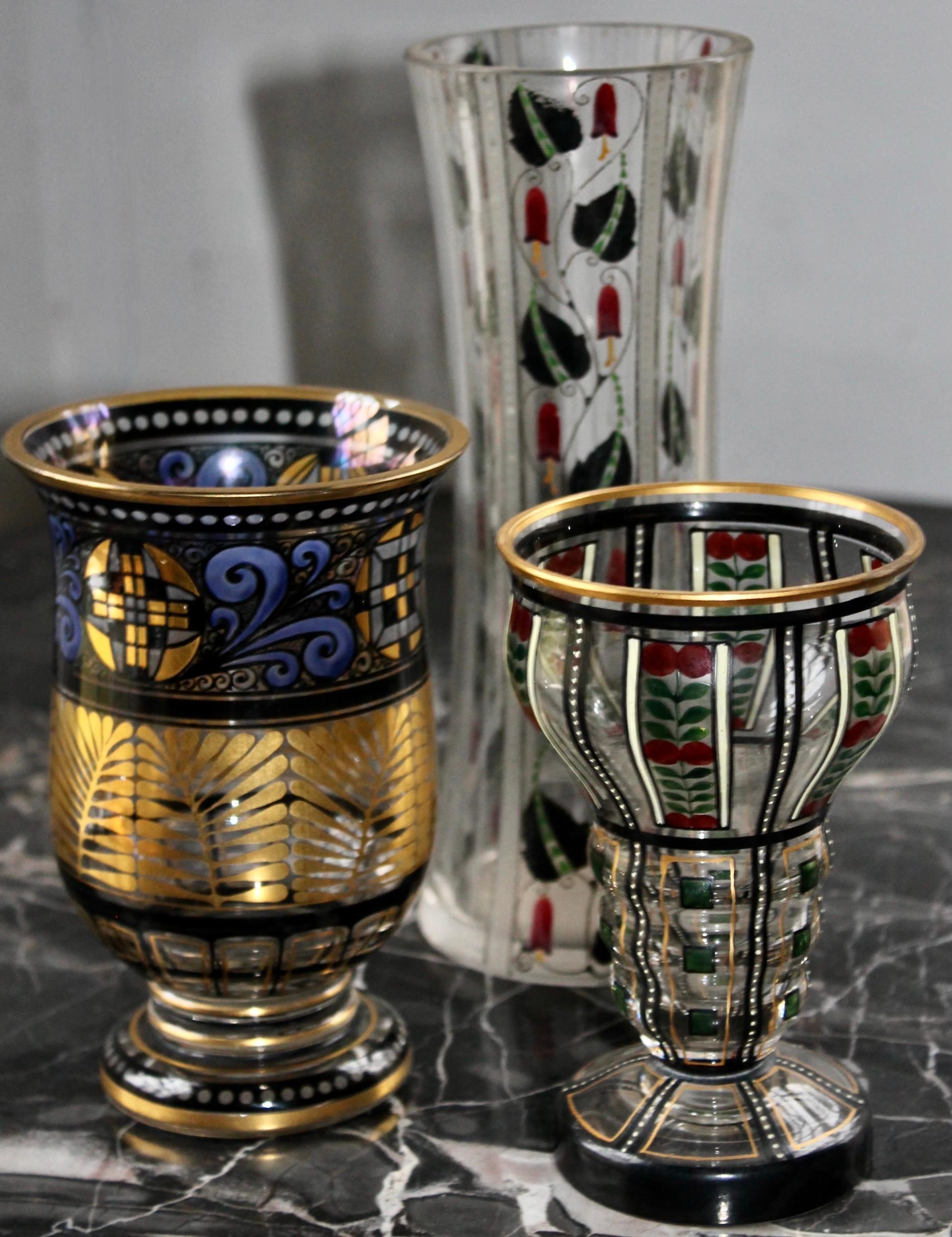 Vaso di vetro dipinto a mano Haida Secessionist Wiener Werkstatte In condizioni buone in vendita a Sharon, CT