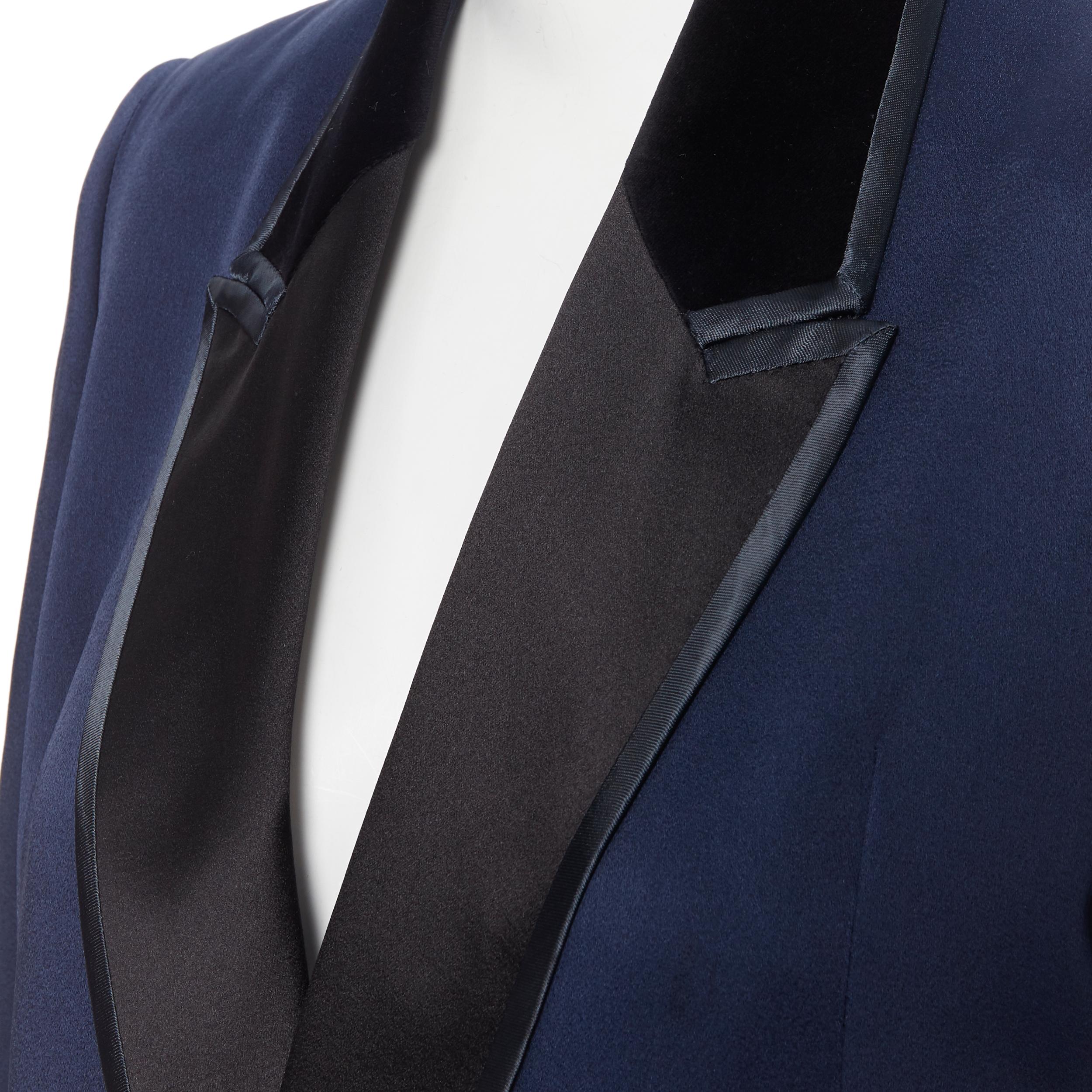 GIORGIO ARMANI Underwear black viscose long sleeve minimal body top IT40 S
Brand: Giorgio Armani
Designer: Giorgio Armani
Model Name / Style: Bodysuit 
Material: Viscose
Color: Black
Pattern: Solid
Extra Detail: Bodysuit top. Long sleeve. Round neck