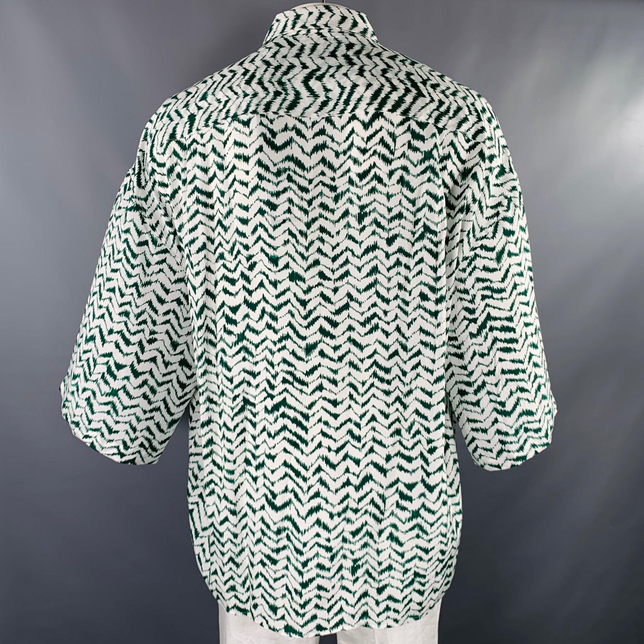 HAIDER ACKERMANN Size L Green White Zig Zag Viscose Silk Short Sleeve Shirt In Excellent Condition In San Francisco, CA