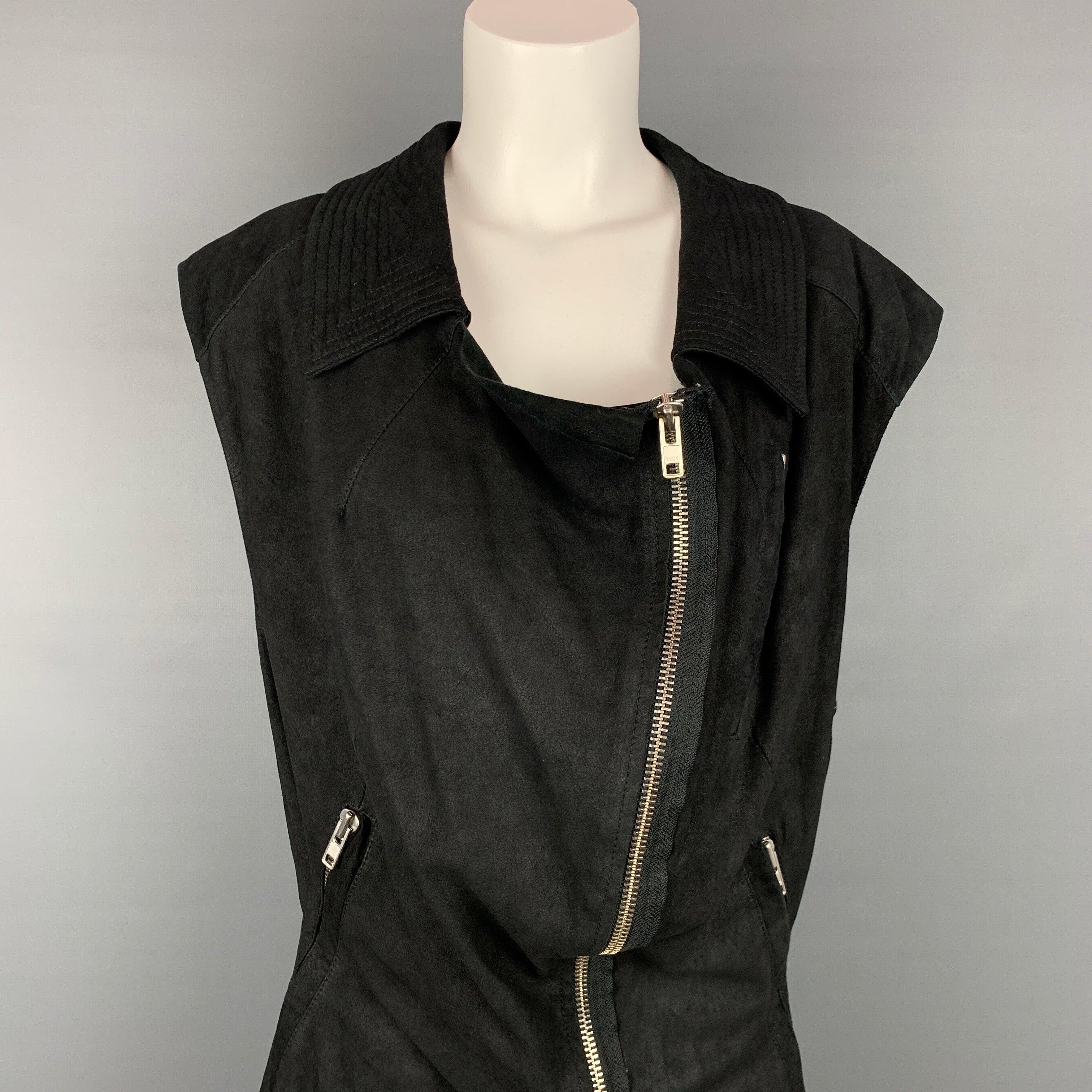 HAIDER ACKERMANN vest comes in a black suede with no liner featuring silver tone hardware, loose fit, spread collar, zipper pockets, and a full zip up closure. Made in Italy.Very Good
Pre-Owned Condition. 

Marked:   38 

Measurements: 
 
Shoulder: