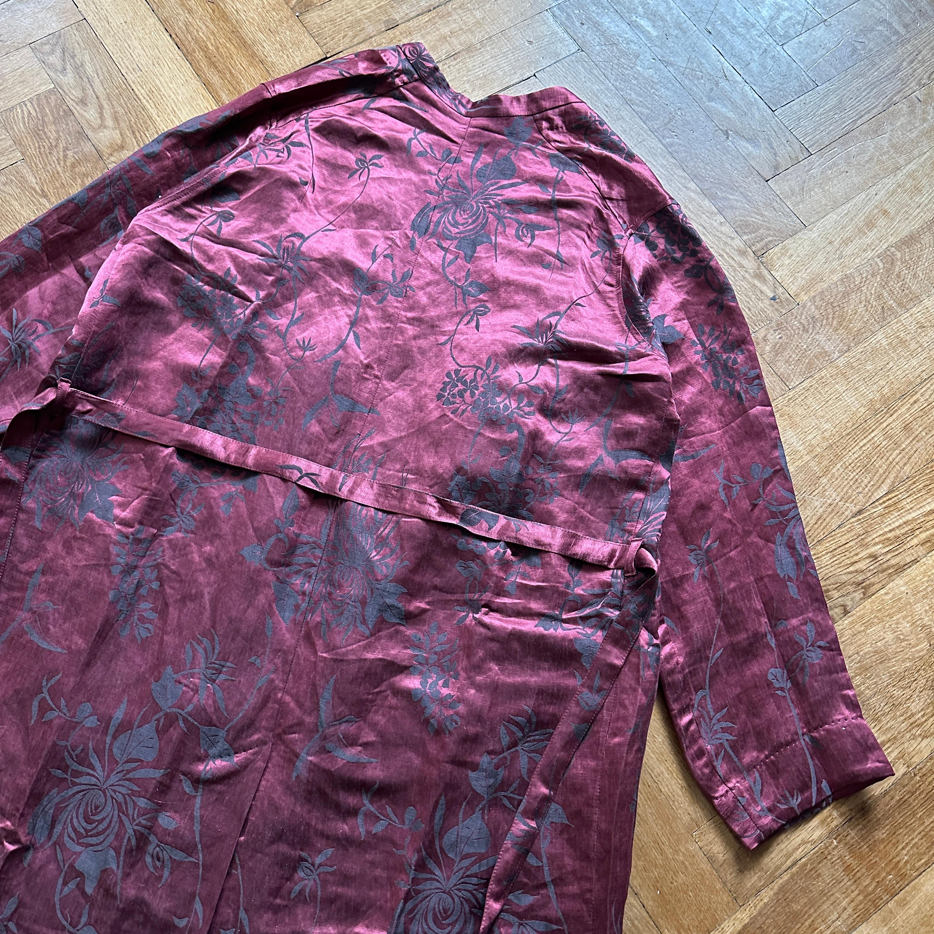 Haider Ackermann Floral Linen/Silk Blend Kimono Coat aus Frühjahr/Sommer 2015.