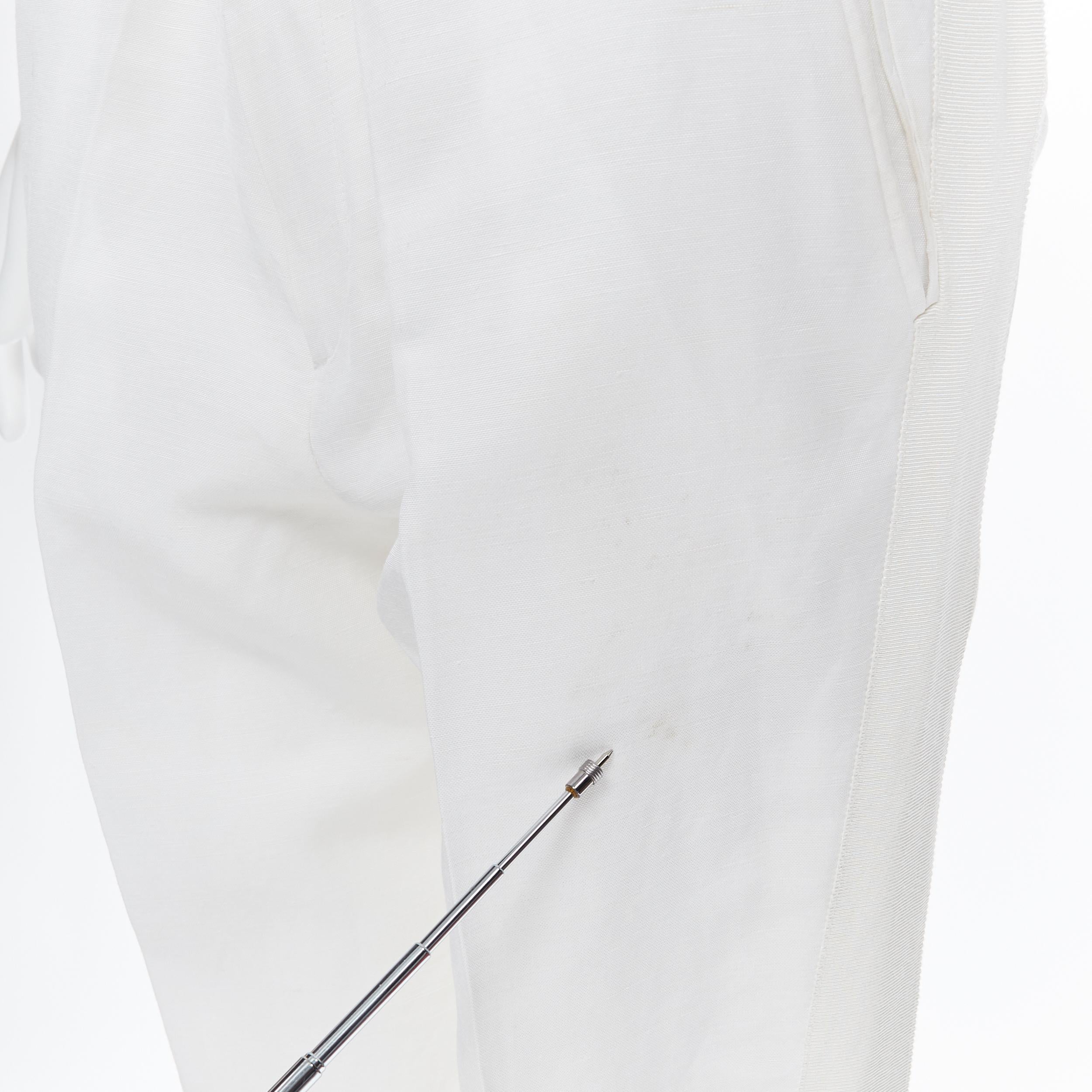 HAIDER ACKERMANN - Pantalon court en lin blanc clair avec bordure en gros-grain FR40 M en vente 3