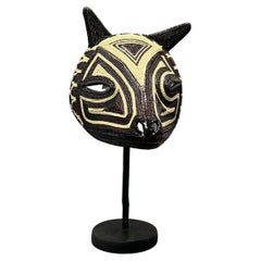 Schamanische Maske aus dem Regenwald Haímana