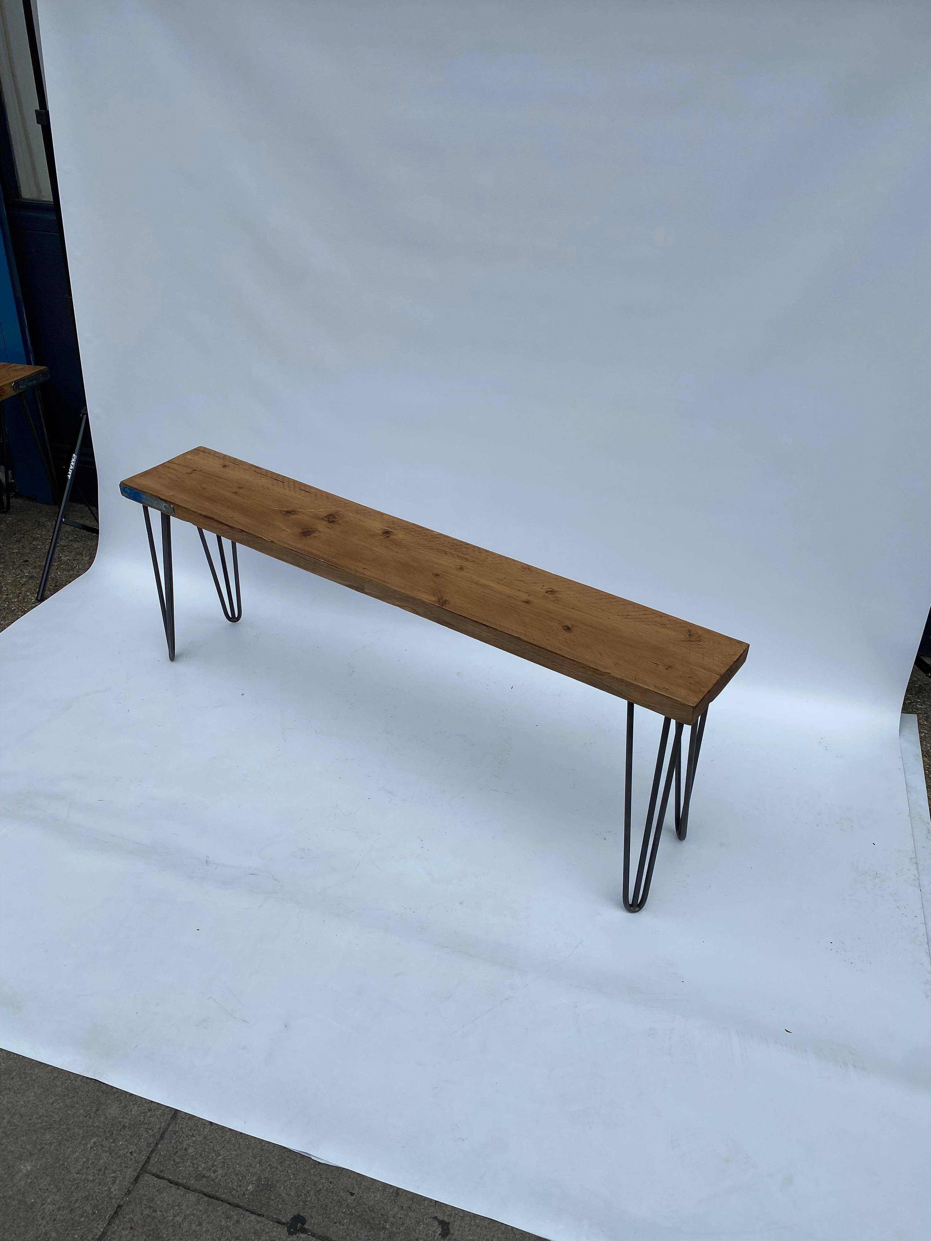 Banc à pieds en épingle à cheveux en bois Modern Wood Midcentury 1980 table seat Vintage 3 Bon état - En vente à London, GB