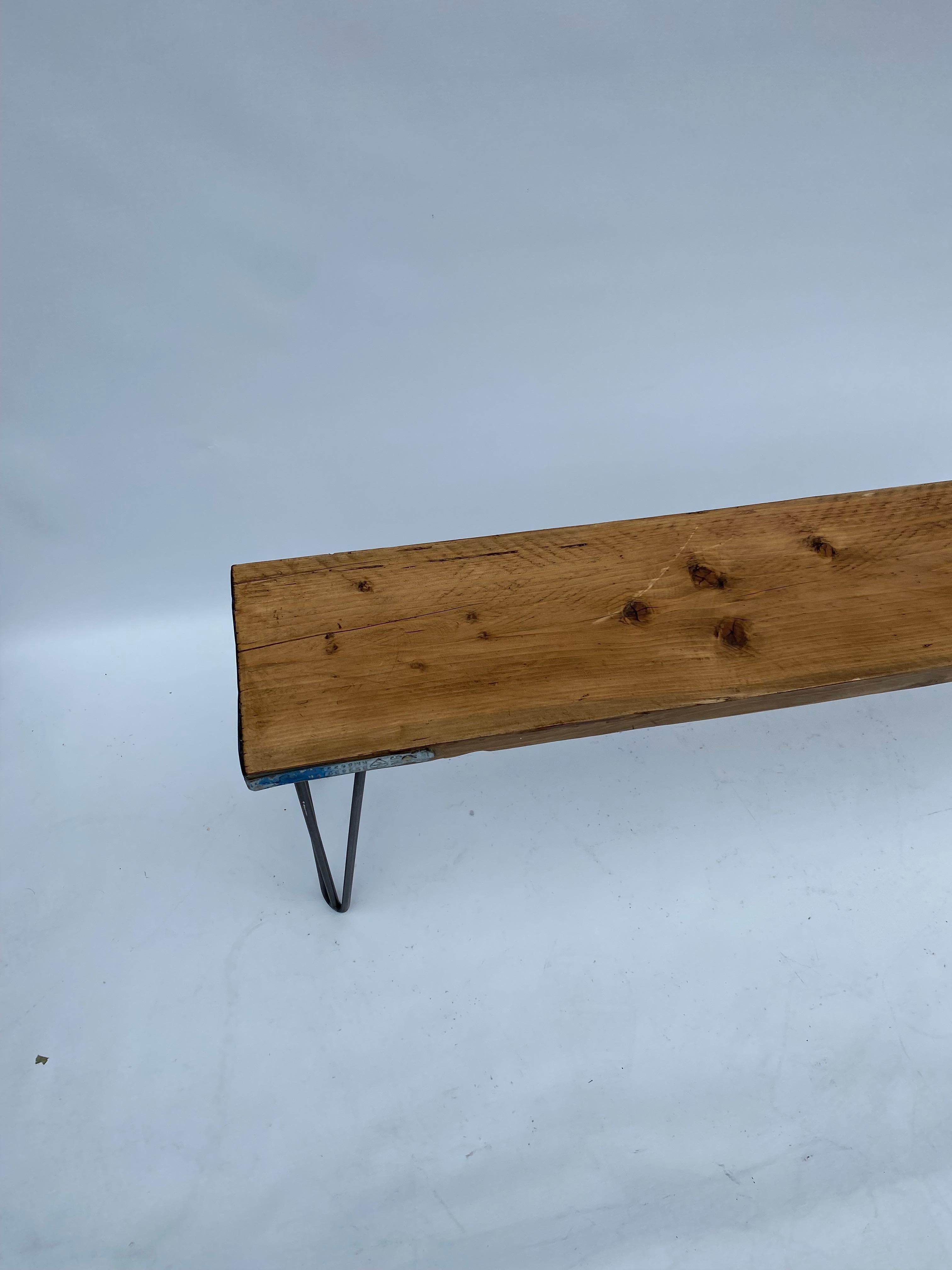 Fer Banc à pieds en épingle à cheveux en bois Modern Wood Midcentury 1980 table seat Vintage 3 en vente