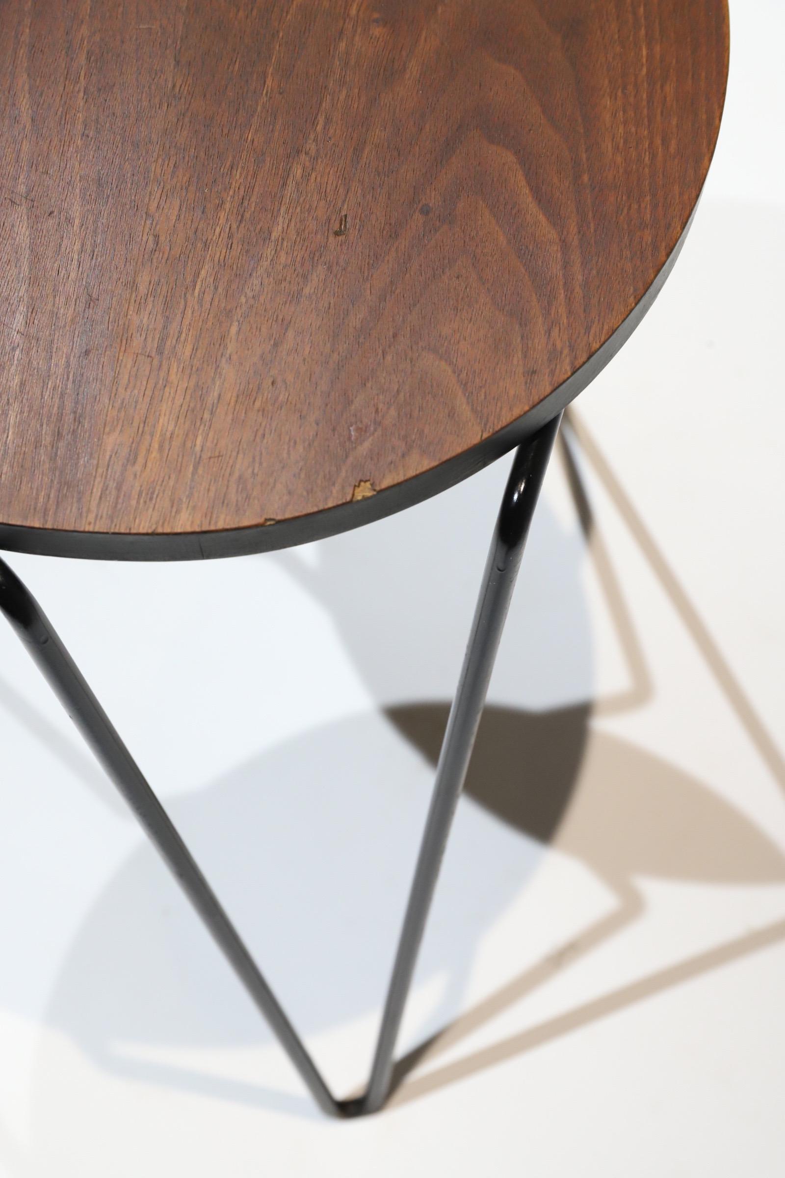 Hairpin Side Table by Florence Knoll 3