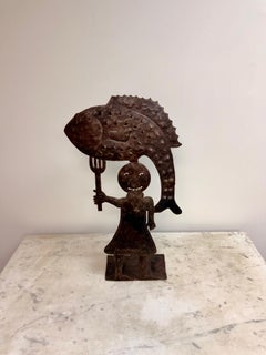 Haitianische Metall-Volkskunst-Skulptur einer weiblichen Figur mit Fisch von Jonas Pascal