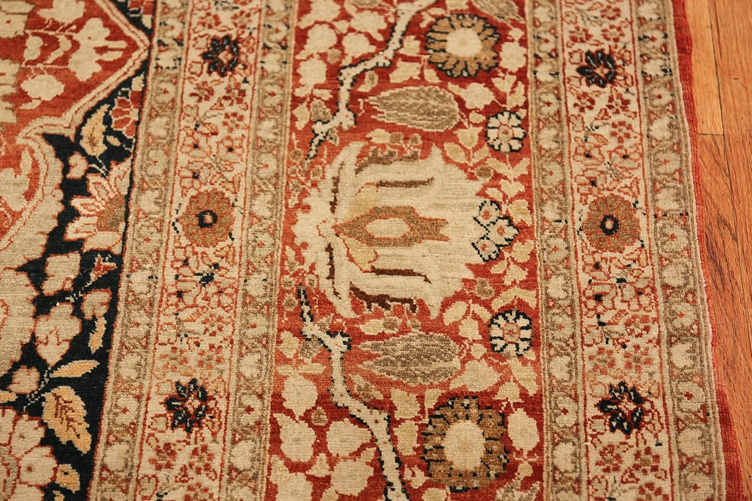 Antiker Haji Jalili Persischer Täbriz Teppich, Herkunftsland: Persien, CIRCA Datum: Spätes 19. Jahrhundert. Größe: 10 ft x 13 ft 6 in (3,05 m x 4,11 m)