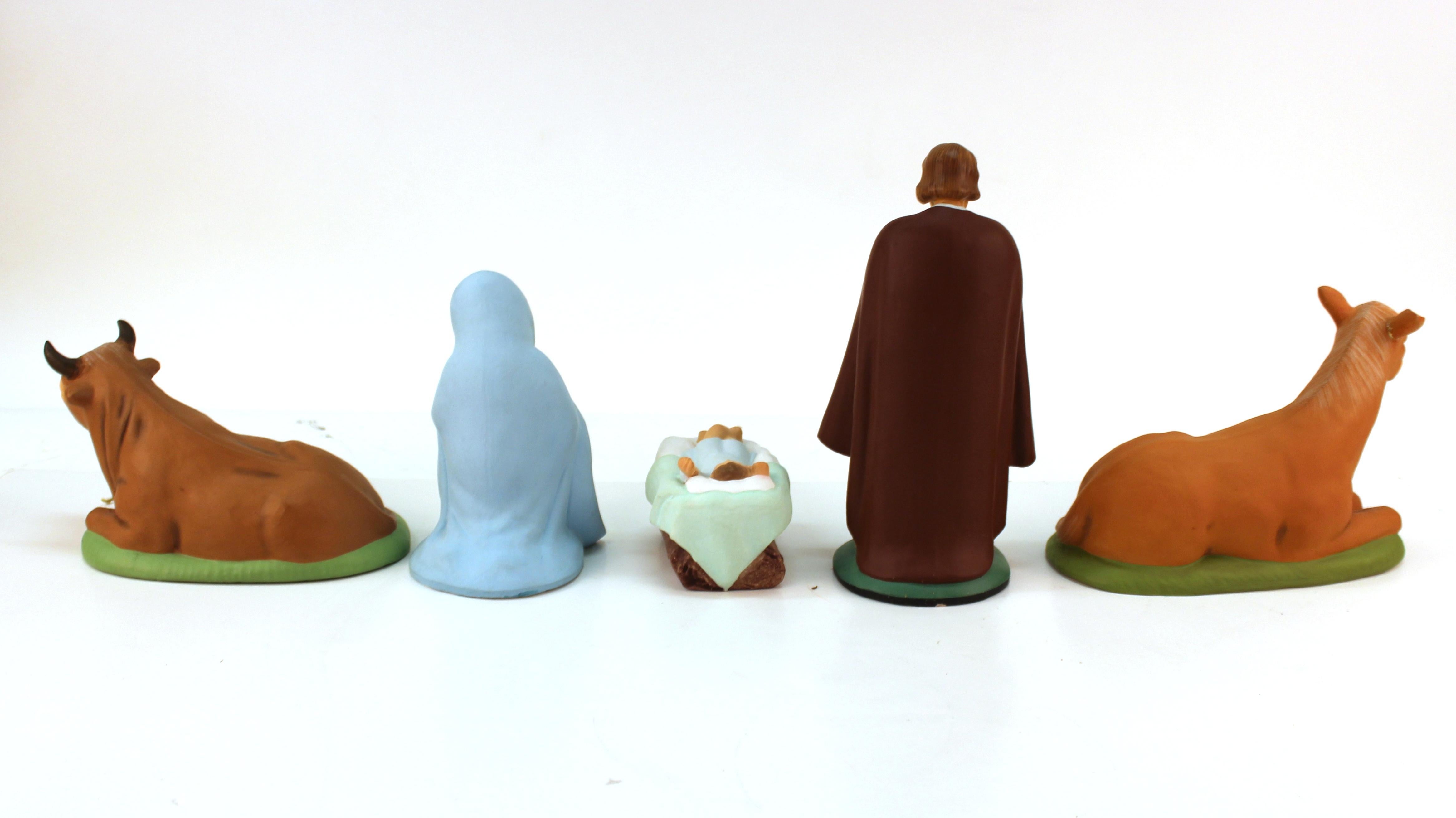 Hakata Wasaki Japanese Ceramic Nativity Scene Figurines In Good Condition In New York, NY