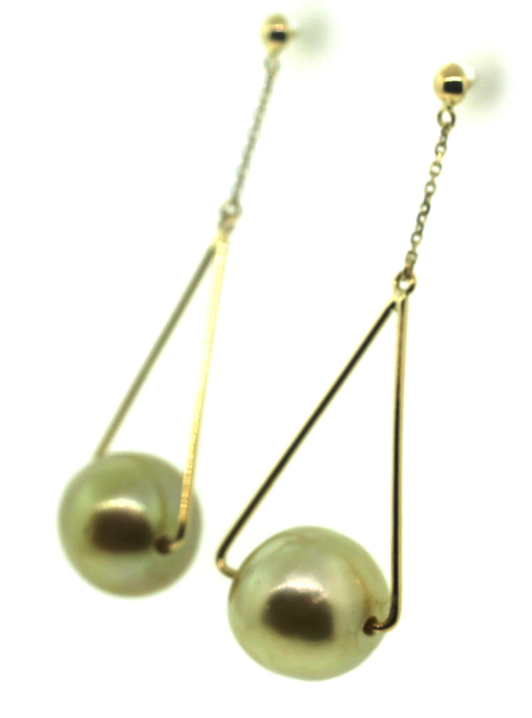 Modern Hakimoto 11 mm  Dangling 18K Yellow Gold South Sea Pearl Earrings For Sale