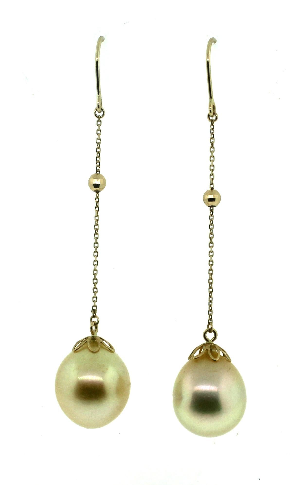Modern Hakimoto 13-12 mm South Sea Drop Cultured Pearl 18k Earrings For Sale