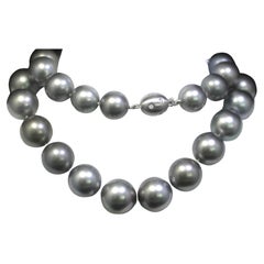 Hakimoto 14.7x12 mm 20" Tahitian South Sea Pearl Necklace 18K Diamond Gold Clasp