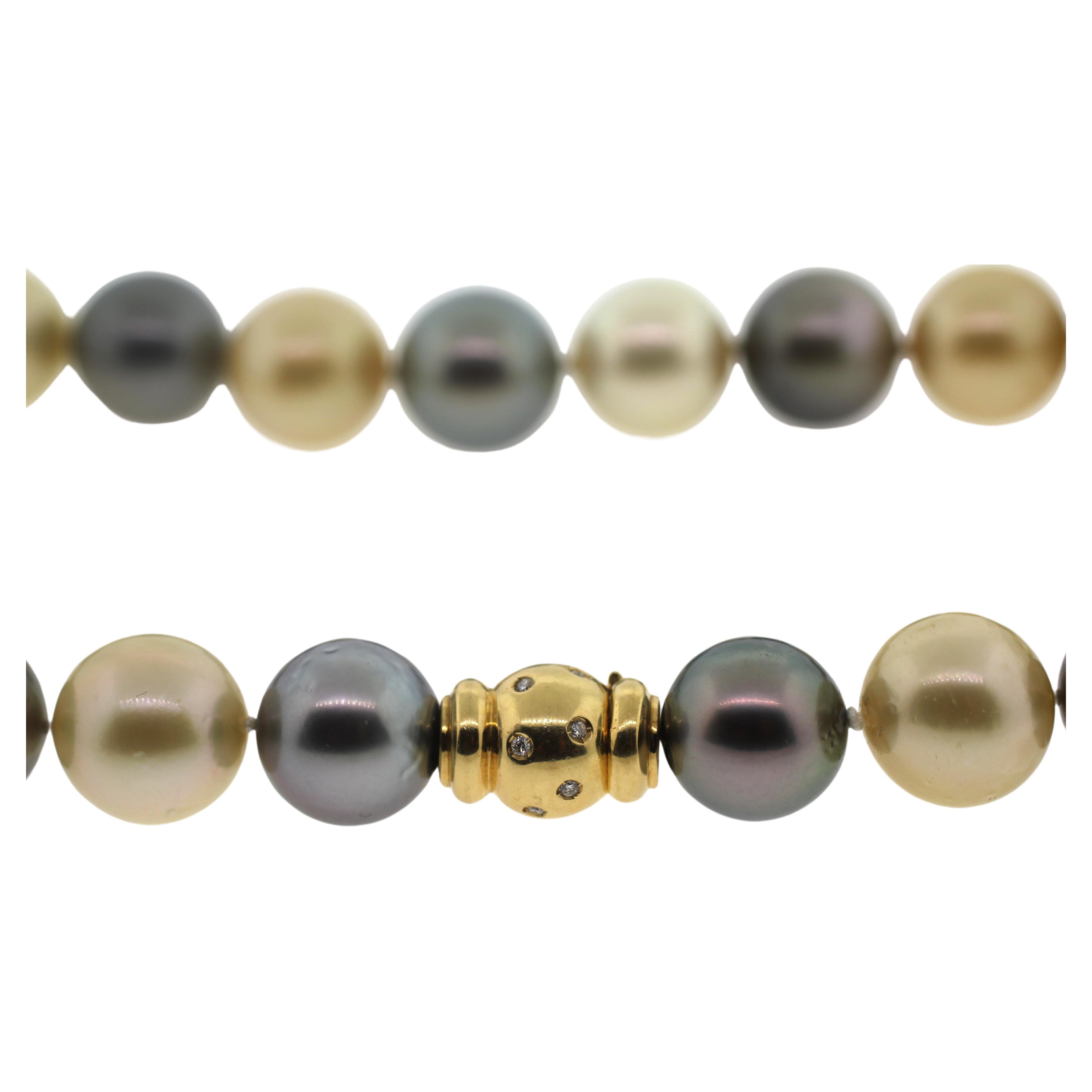 Modern Hakimoto 15.5x14 mm Golden & Tahitian South Sea Pearl Necklace 18K Diamond Clasp For Sale