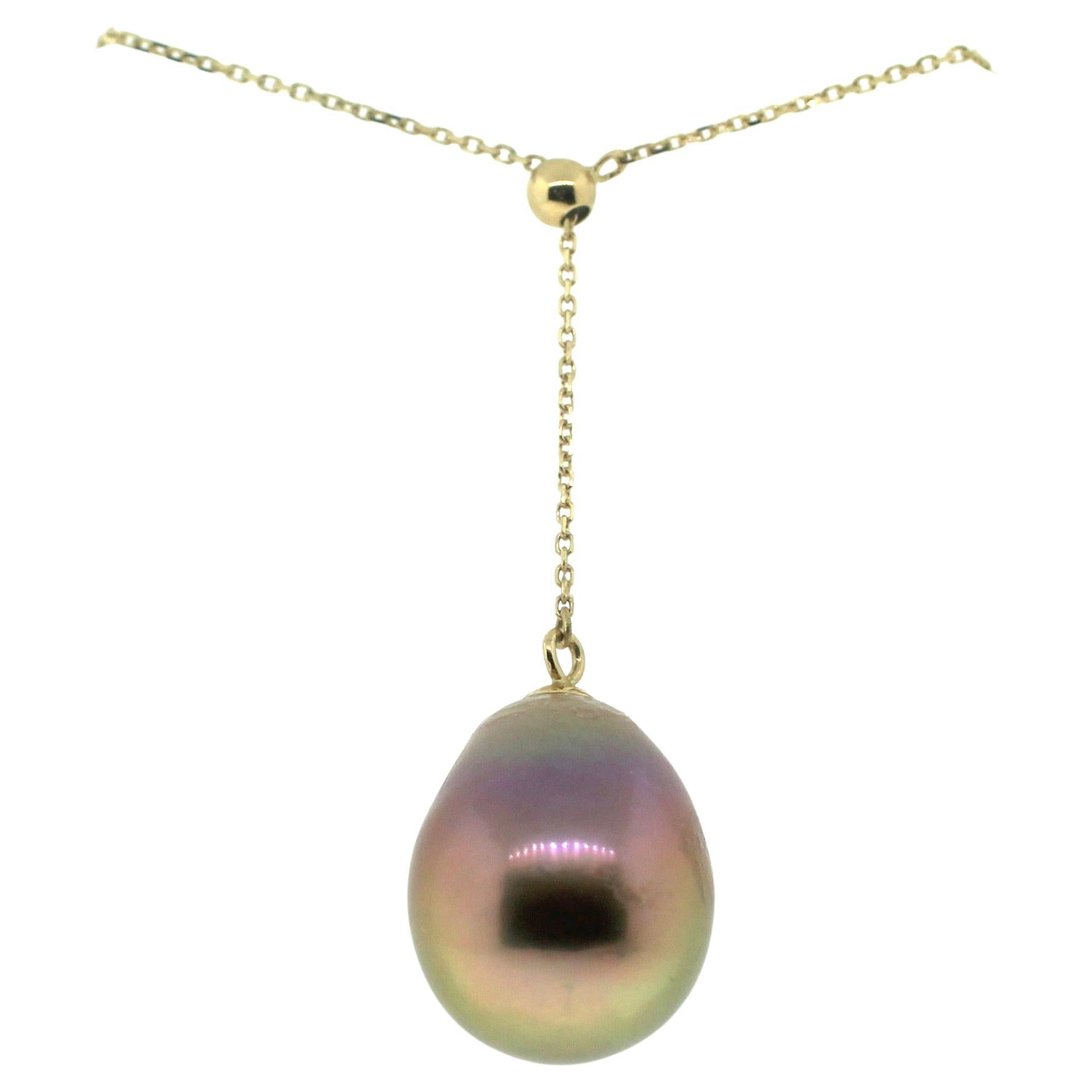 Hakimoto Pendentif réglable en perles de 15 x 12 mm 18 carats en vente