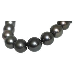 Hakimoto 16.7x15 mm Tahitian Pearl Necklace