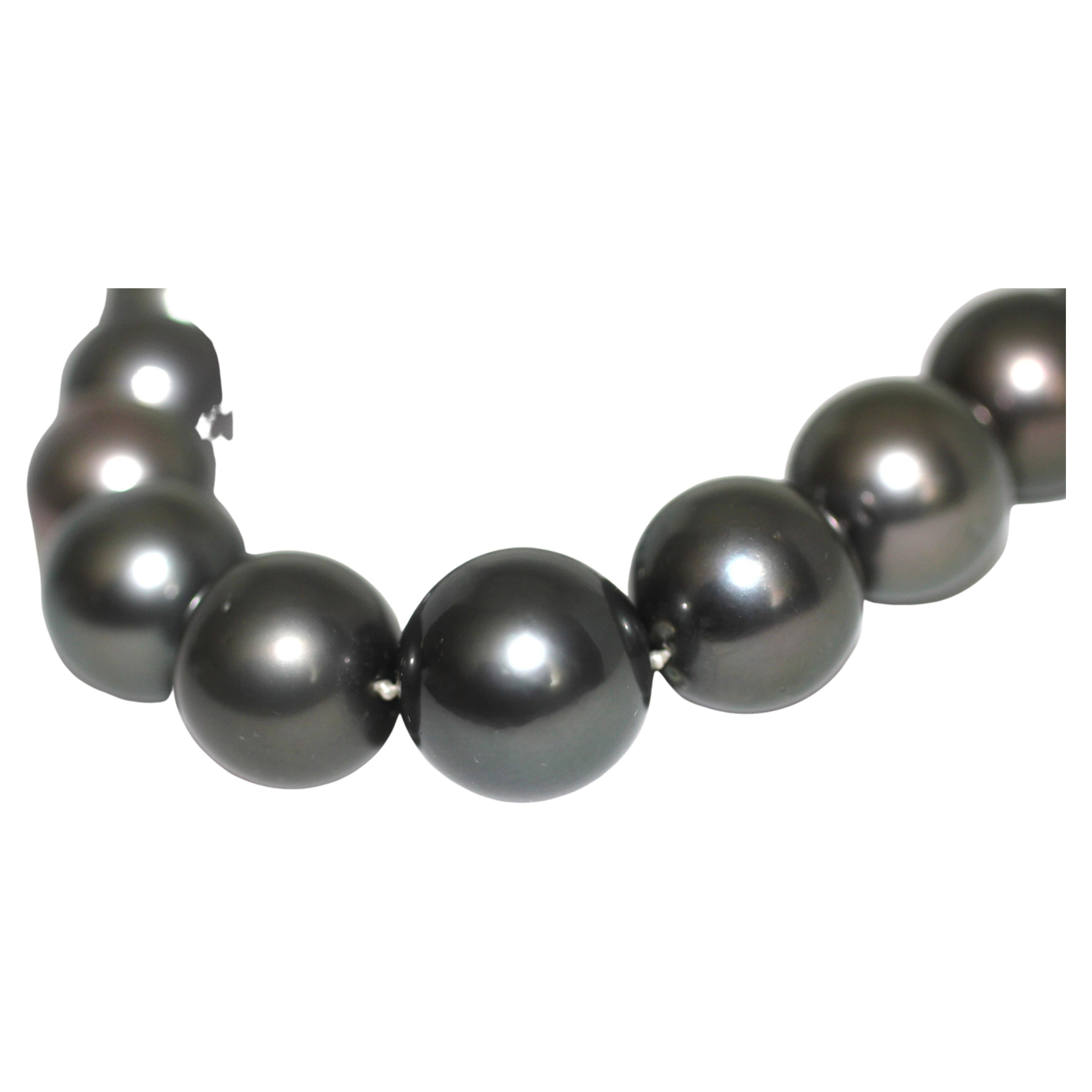 Collar de perlas de Tahití Hakimoto 16,7x15 mm en Nuevo estado para la venta en Hicksville, NY