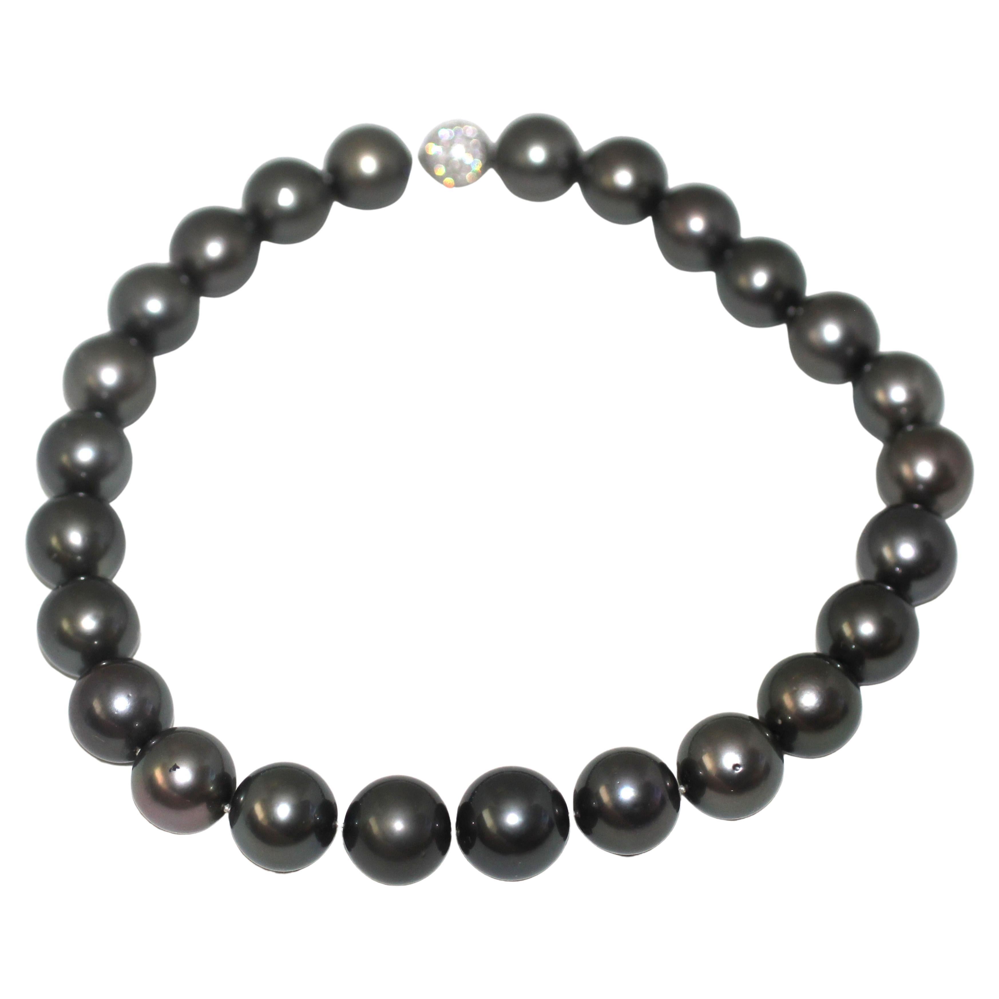 Hakimoto Collier de perles de Tahiti de 16,7 x 15 mm