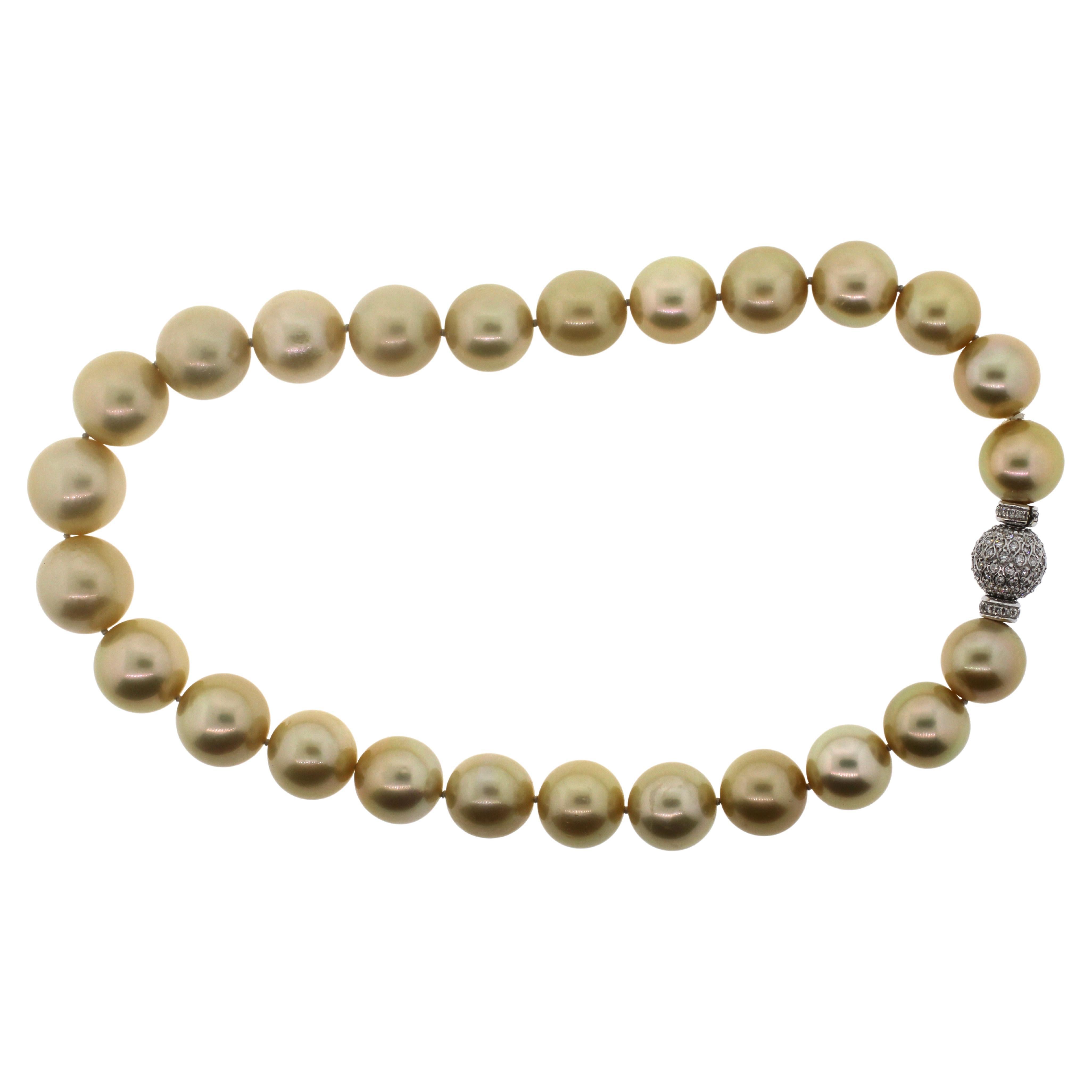 Bead Hakimoto 16x14mm Natural Golden color SouthSea Pearl 18K & 3 Carts Diamond For Sale