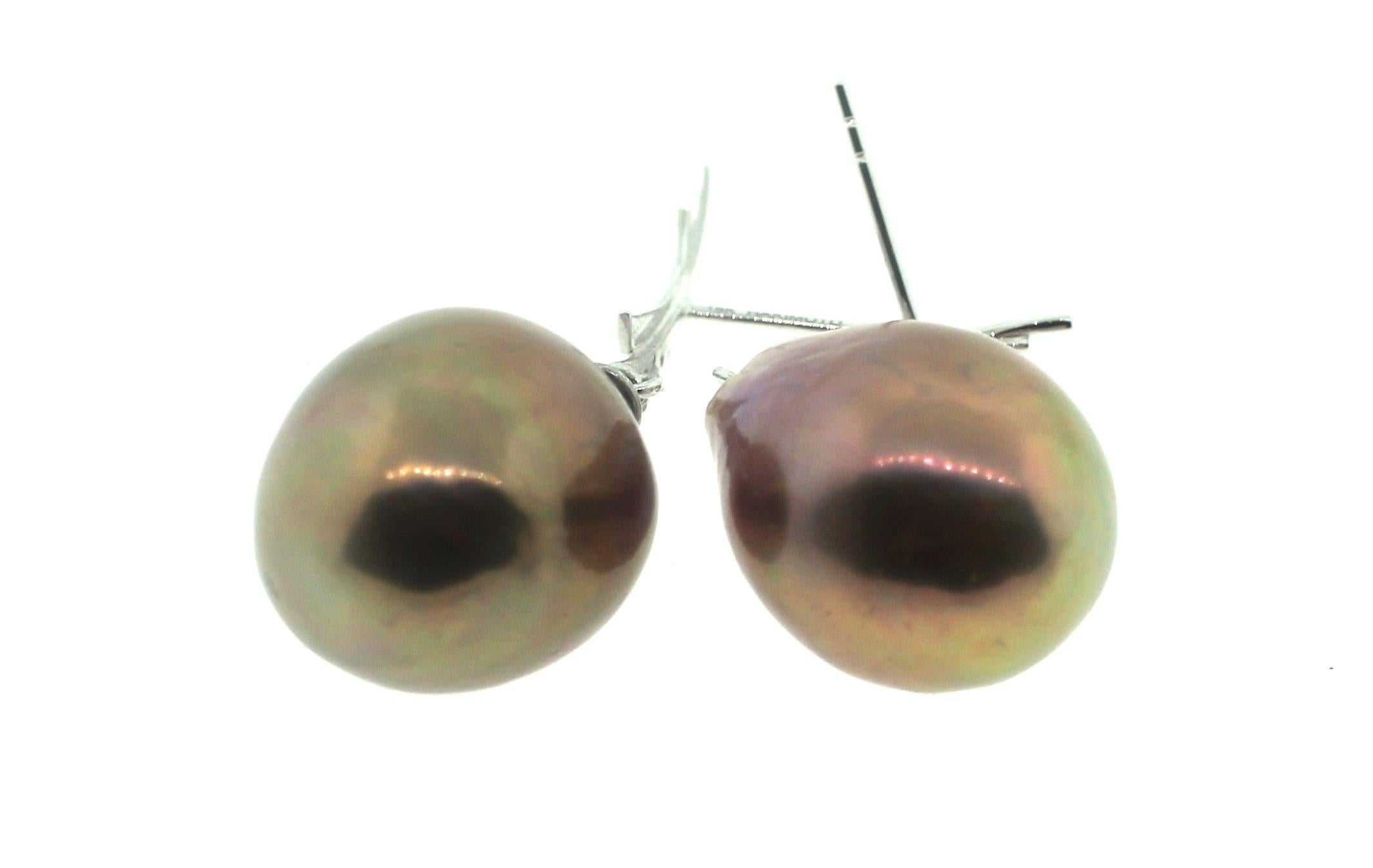 Hakimoto 18k White Gold and Diamond 17-14 mm Baroque Pearl In New Condition For Sale In New York, NY