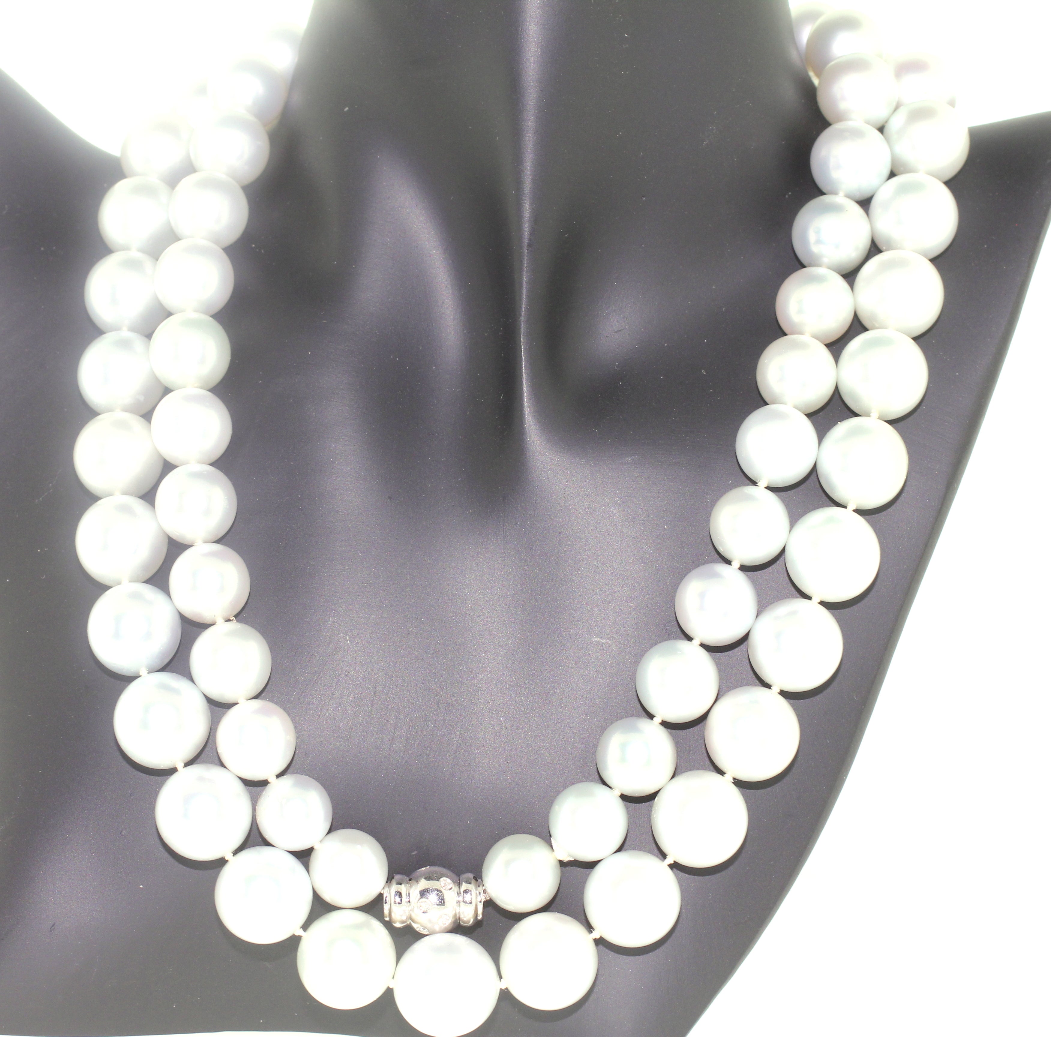 Hakimoto 15x11 mm 37 inches Double Strands South Sea Pearl 18K Diamond Necklace  In New Condition For Sale In New York, NY