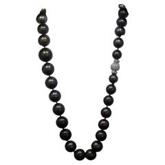 Hakimoto 18K Pieno di diamanti Raro Colore Naturale  Collana Tahitiana marrone 15,5x10 mm