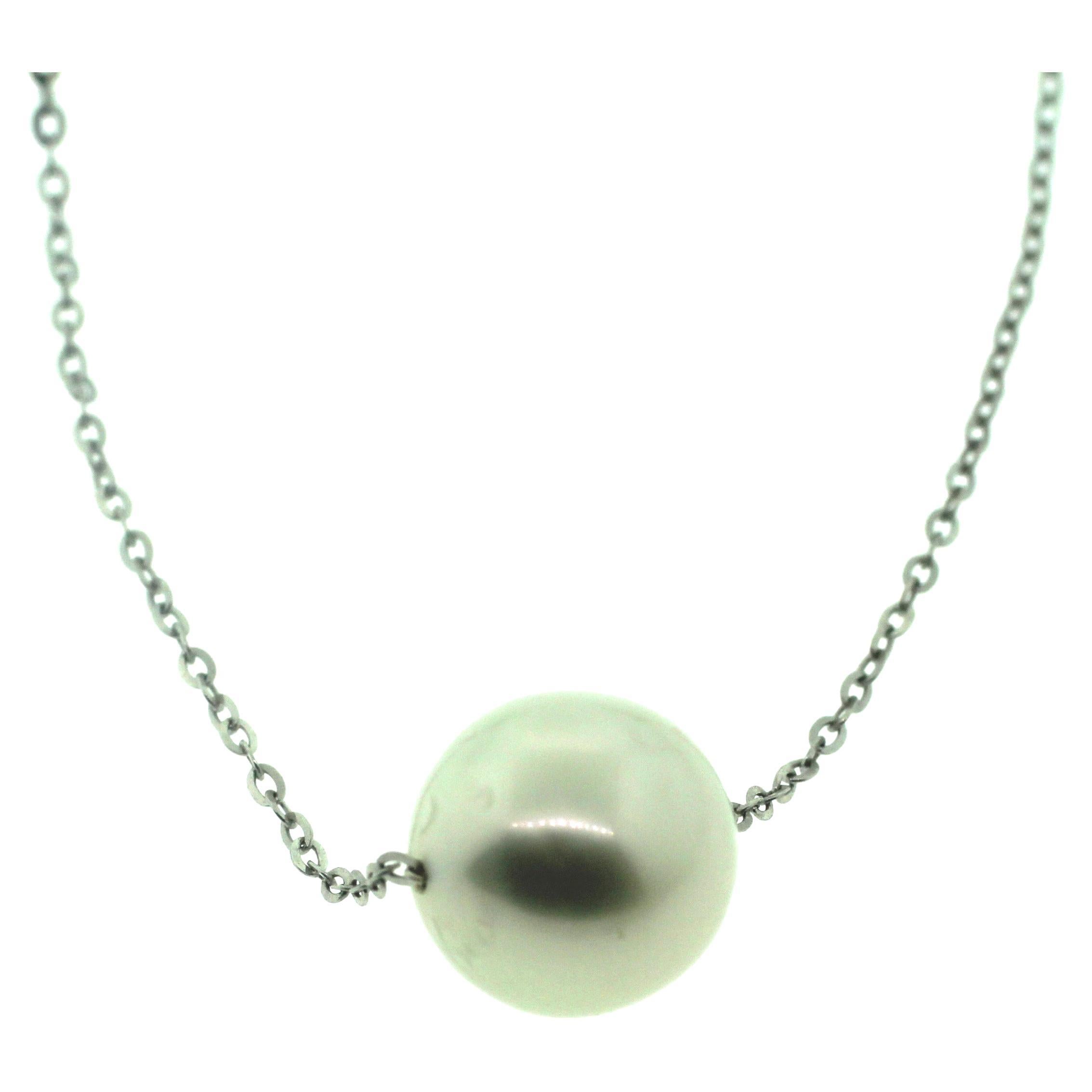 Hakimoto By Jewel Of Ocean Station Necklace
A classic and wearable South Sea Station pearl necklace. 
The necklace is Made with 5 Baroque South Sea Pearls size 10-11mm. 
The pearls are connected by 18 karat gold 
It is Modern And Classic Style
The