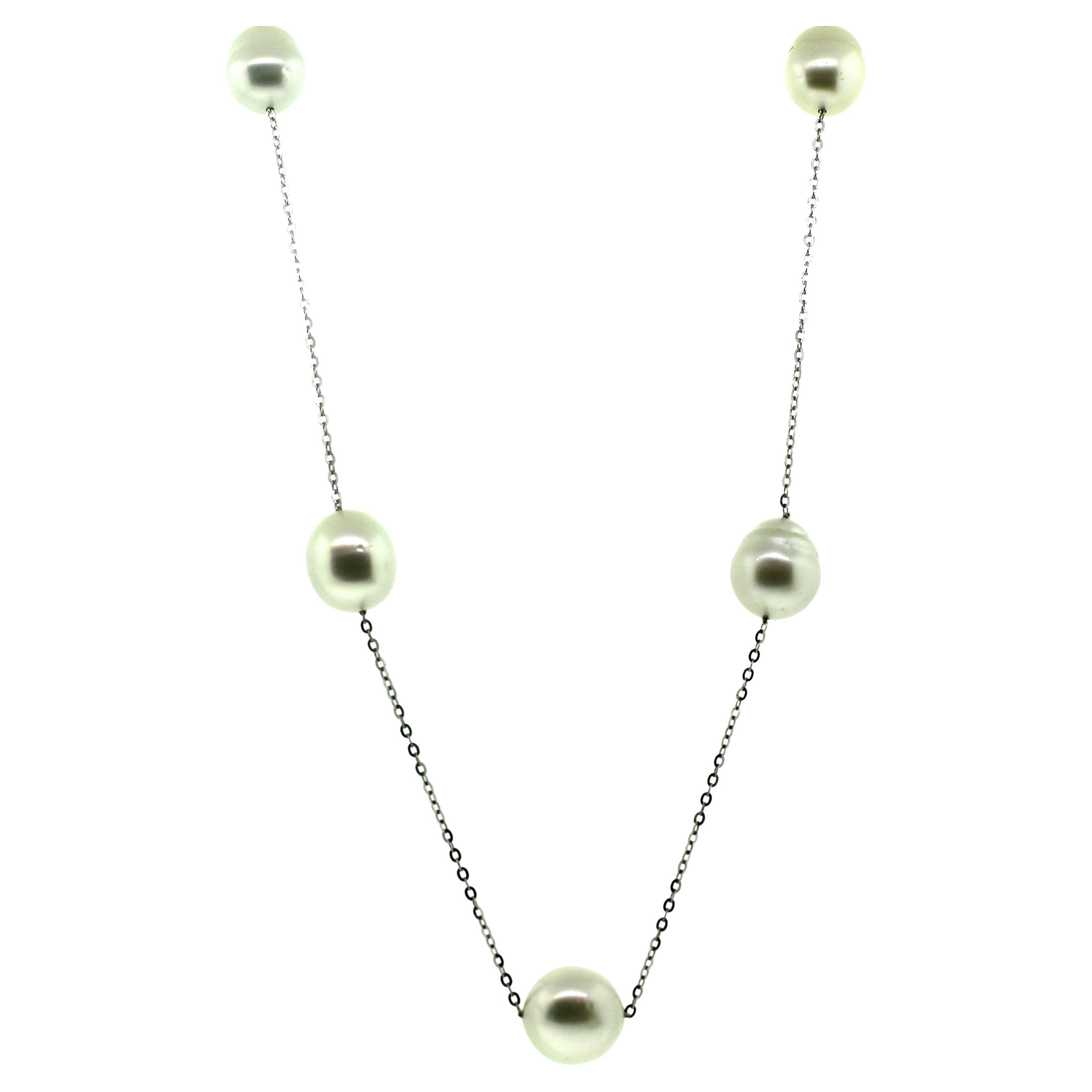 Hakimoto 18K Gold White South Sea Baroque Pearl Link Necklace For Sale