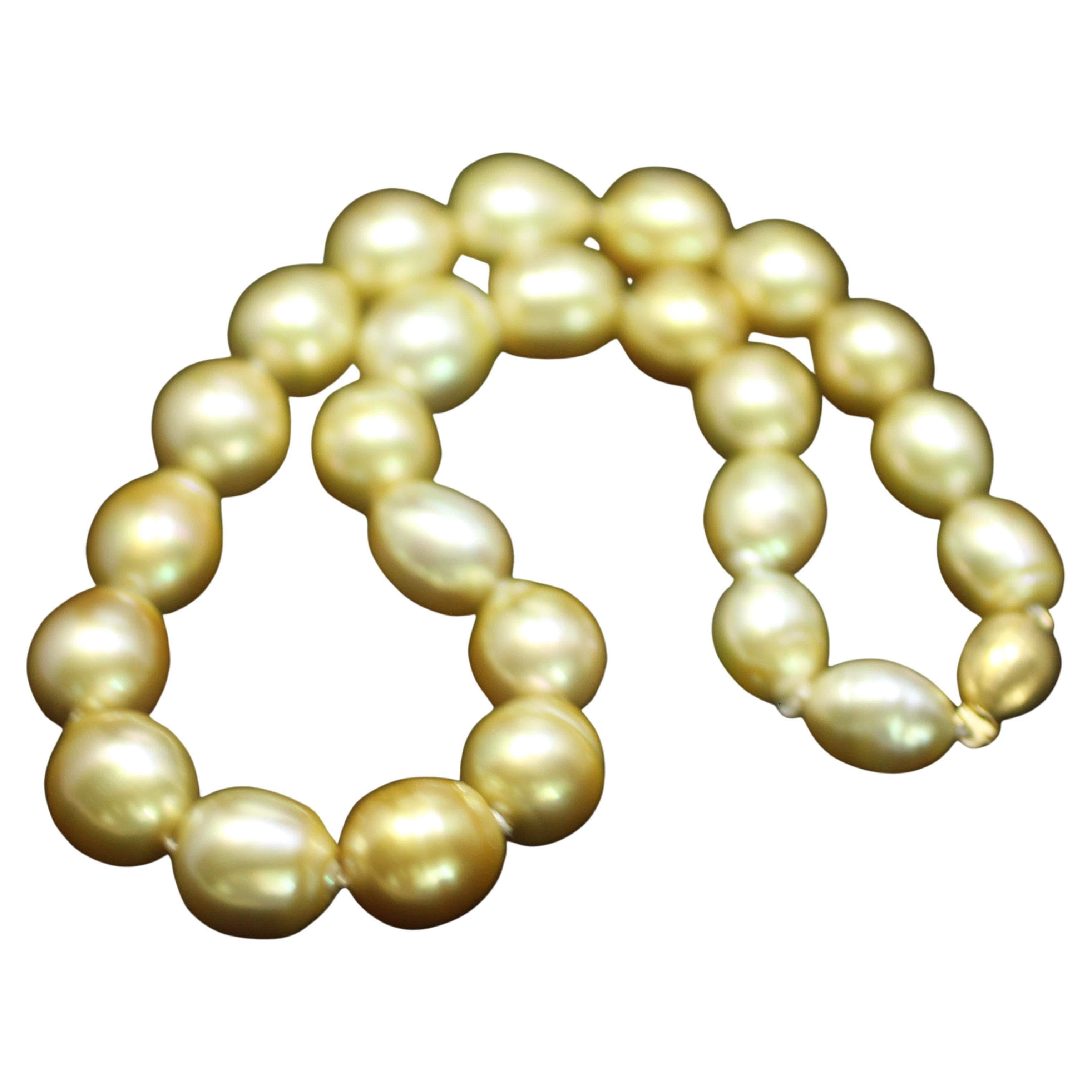 Hakimoto 18K Seltene natürliche goldene Farbe Südseebarock 16x12 mm  Perle im Zustand „Neu“ im Angebot in New York, NY