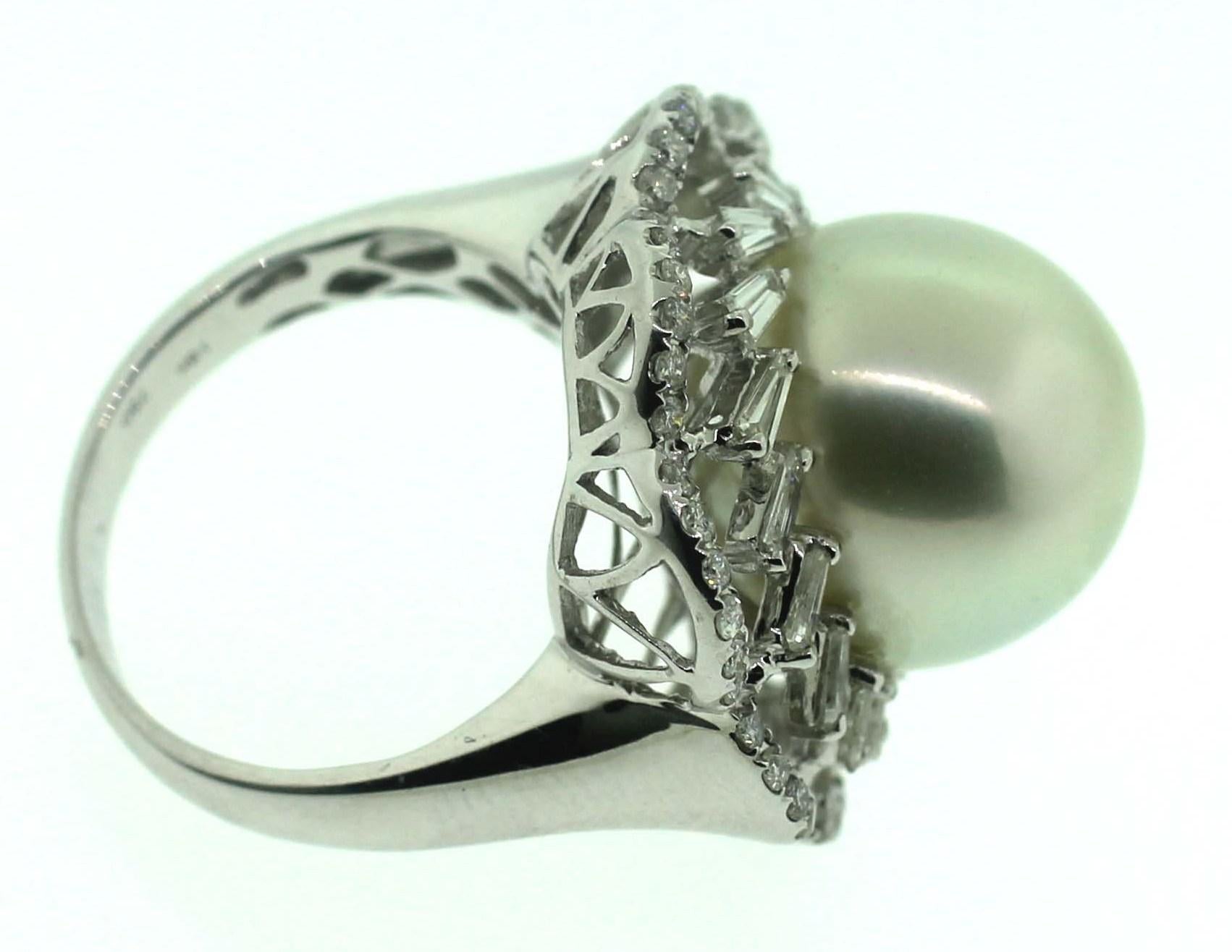 Bead Hakimoto 18K White Gold & Diamonds 14.5 mm South Sea Pearl Cocktail Ring For Sale