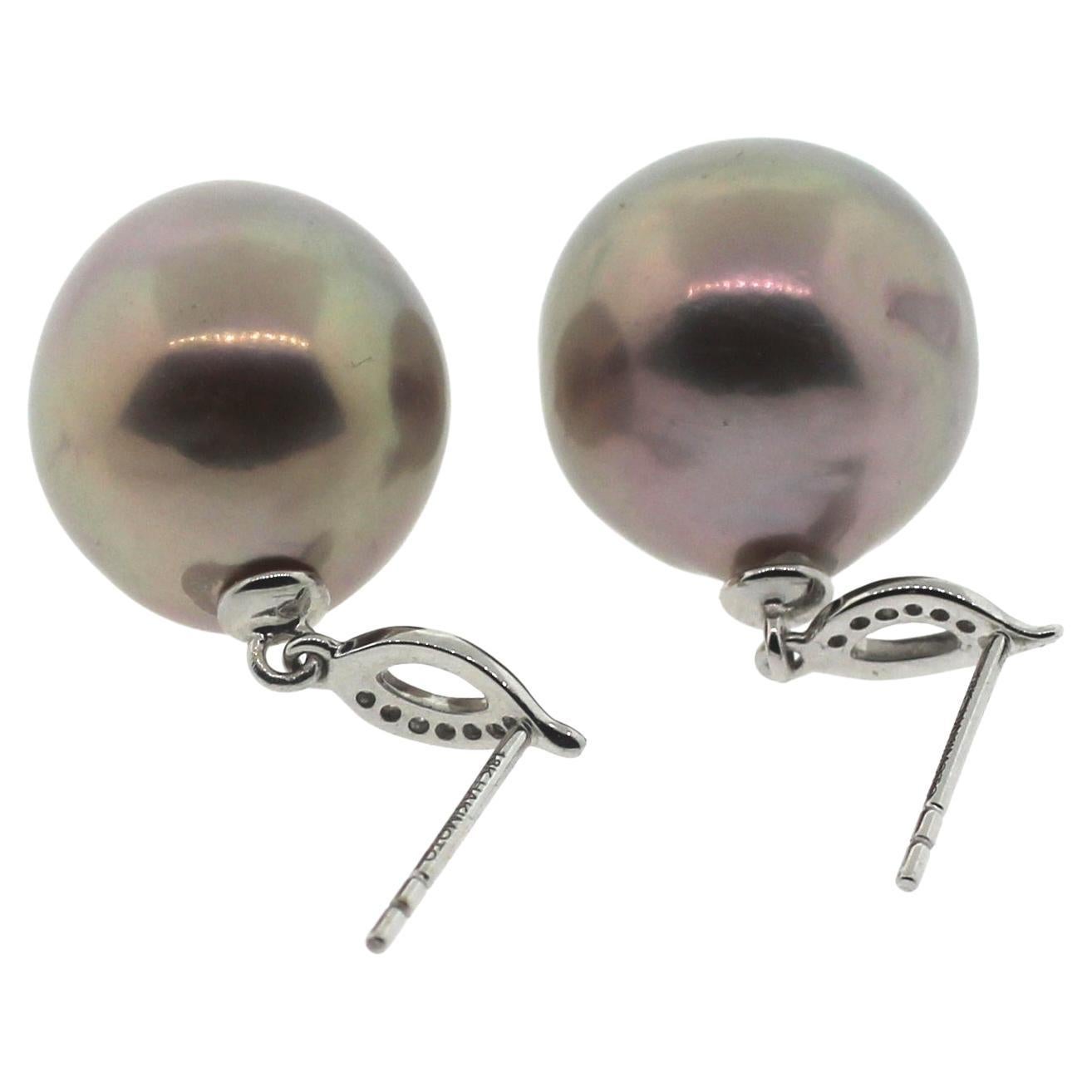 Hakimoto 18K 14-13mm Ohrringe mit natürlichen Farben und Metallic-Barockperlen und Diamanten (Perle) im Angebot