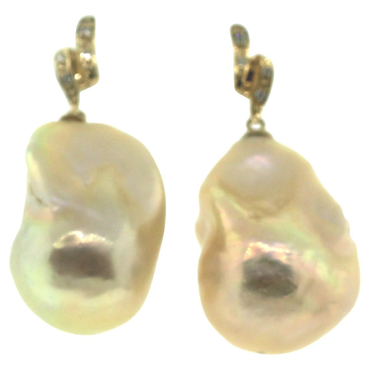 Hakimoto 18k Yellow Gold Diamond Baroque Cultured Pearl Earrings