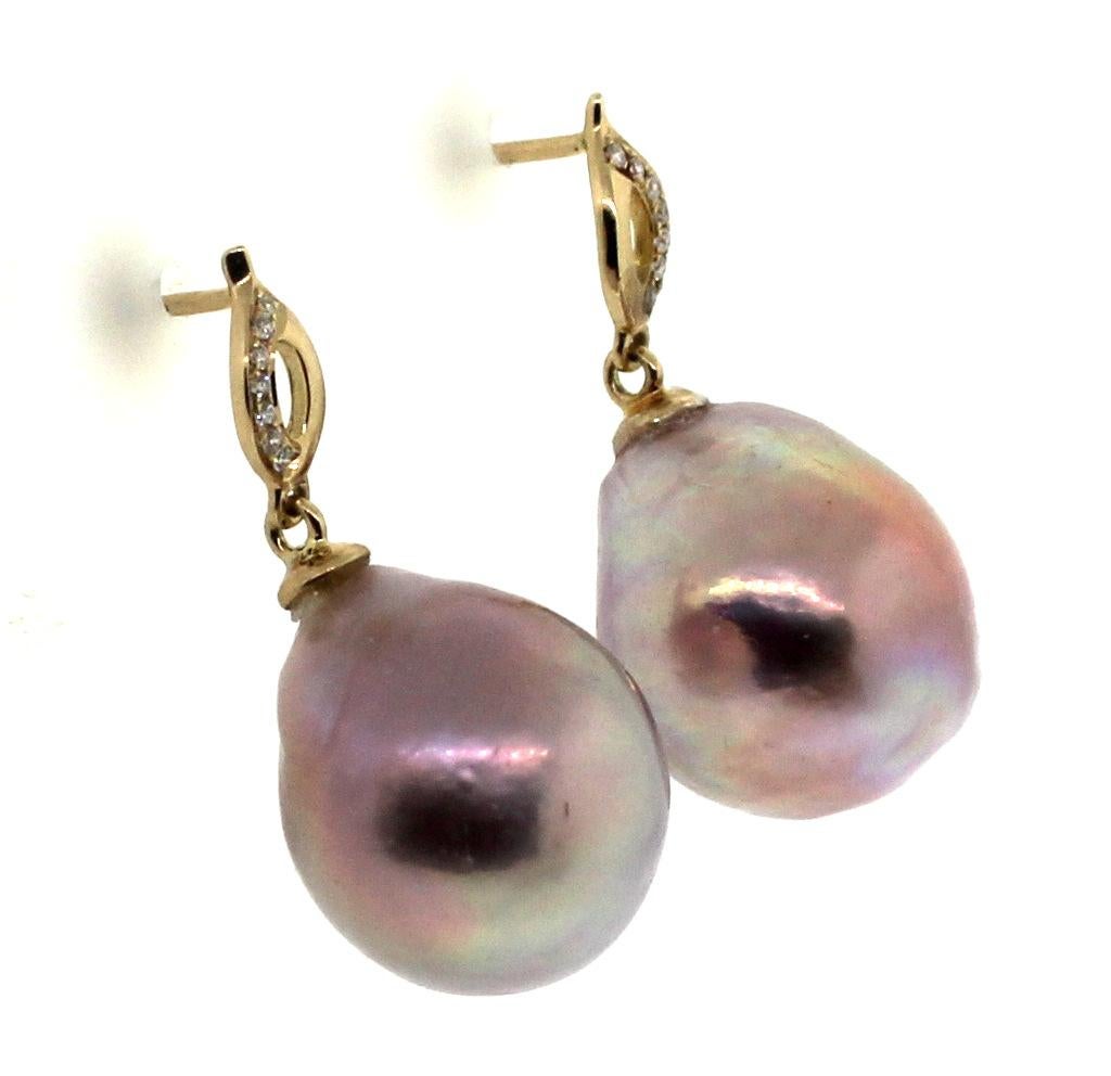 Hakimoto 18K Yellow Gold Natural Color Metallic Baroque Pearl Diamonds Earrings In New Condition For Sale In New York, NY