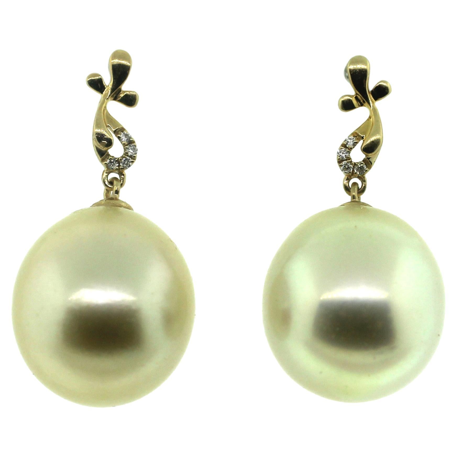 Hakimoto 18k Yellow Gold Natural Color South Sea Pearl Drop Diamonds Earrings  For Sale