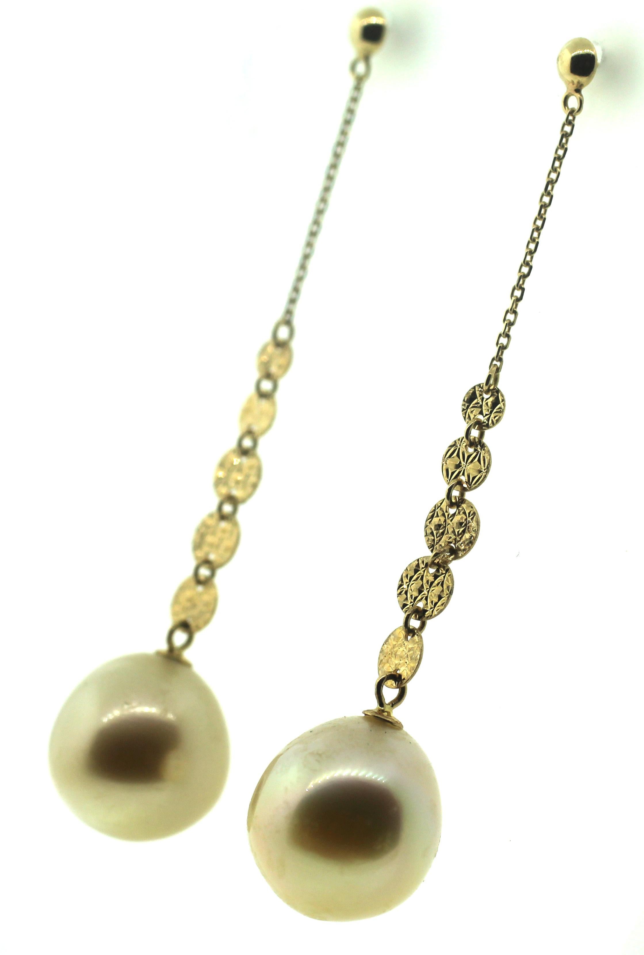 Modern Hakimoto 18k Yellow Gold Natural Color South Sea Pearl Earrings For Sale