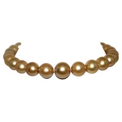 Hakimoto 18x14 mm Natürliche Farbe Seltene tiefgoldene Südseeperlenkette