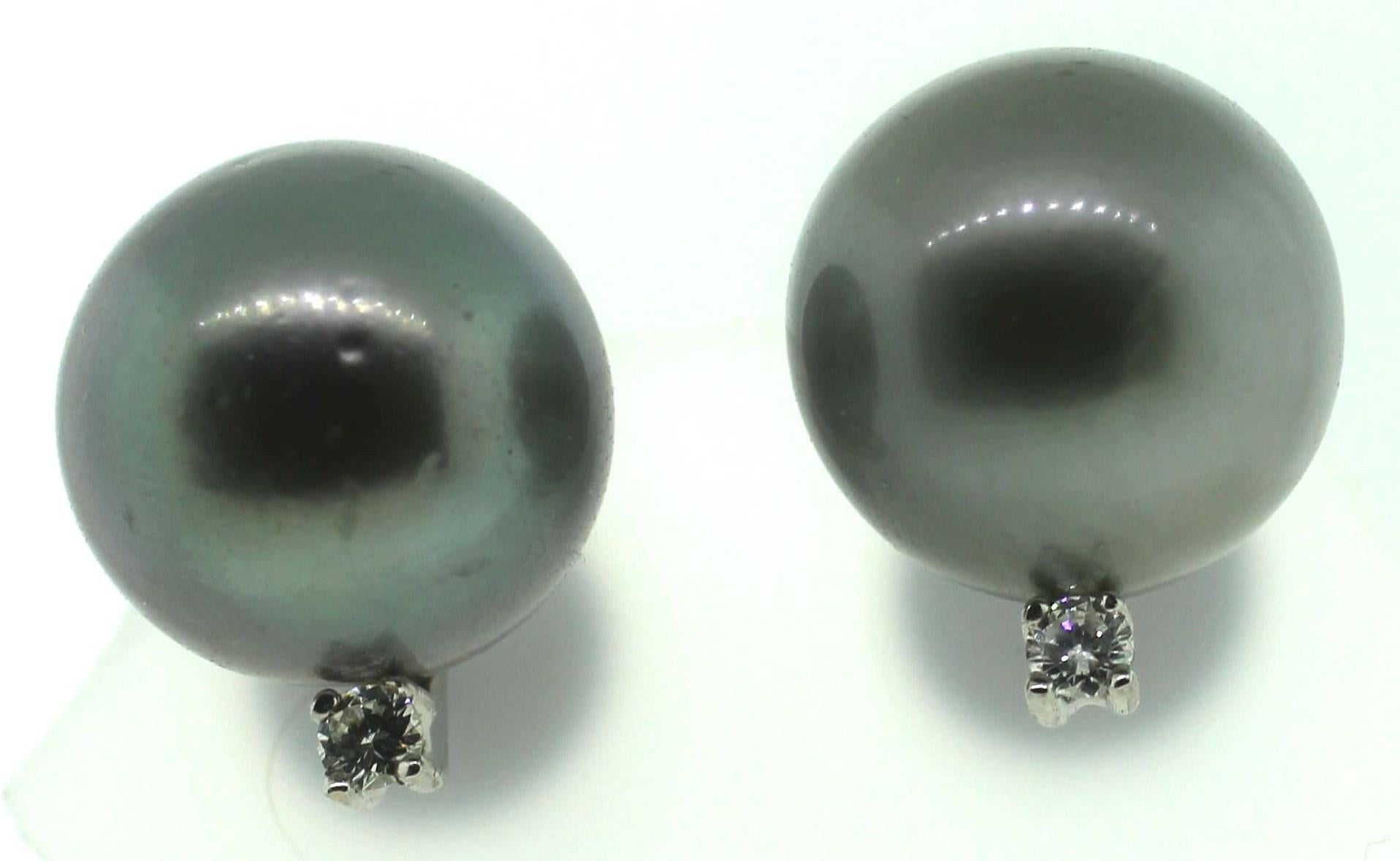 Hakimoto By Jewel Of Ocean 18K Gold 14.7 mm Tahitian Pearl Diamonds Earrings For Sale 1
