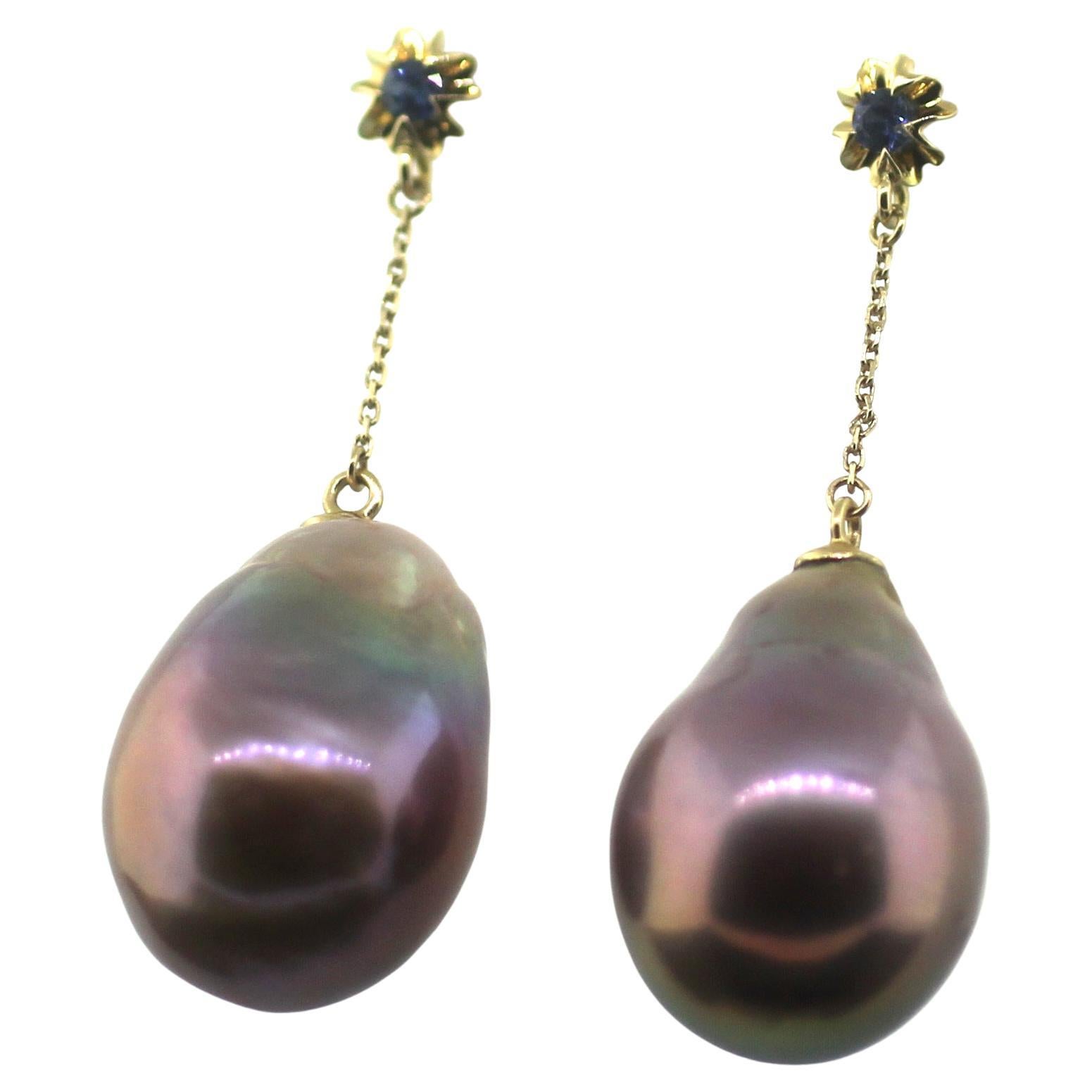 Hakimoto by Jewel of Ocean 18k Sapphire Baroque Pearl Earrings In New Condition For Sale In New York, NY
