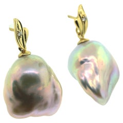 Hakimoto by Jewel of Ocean 18k Yellow Gold Diamond Baroque Pearl Earrings