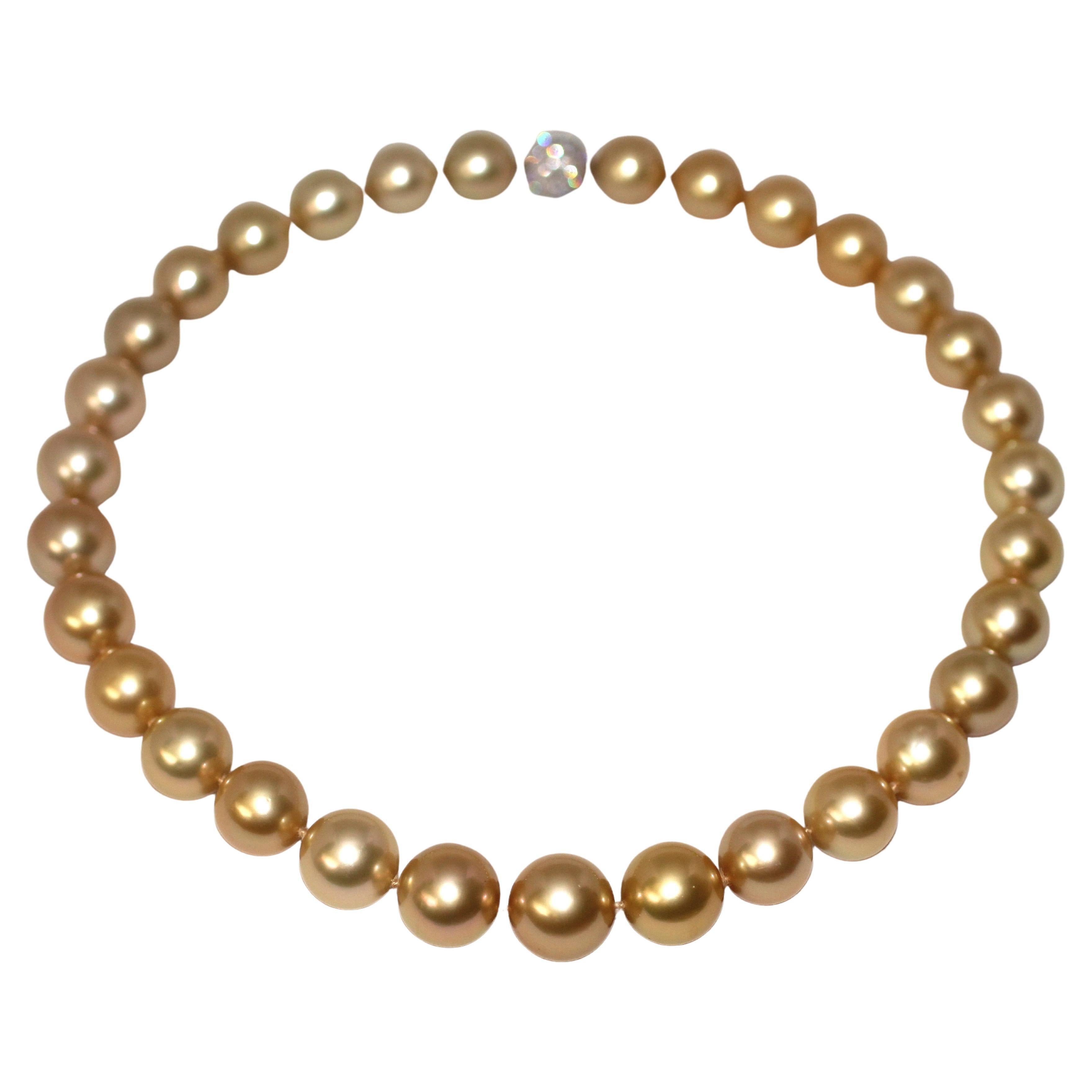 Hakimoto 13X15.5mm Natural Golden South Sea Pearl 18K Diamond Clasp In New Condition For Sale In New York, NY