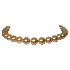 Hakimoto 13X15.5mm Natural Golden South Sea Pearl 18K Diamond Clasp