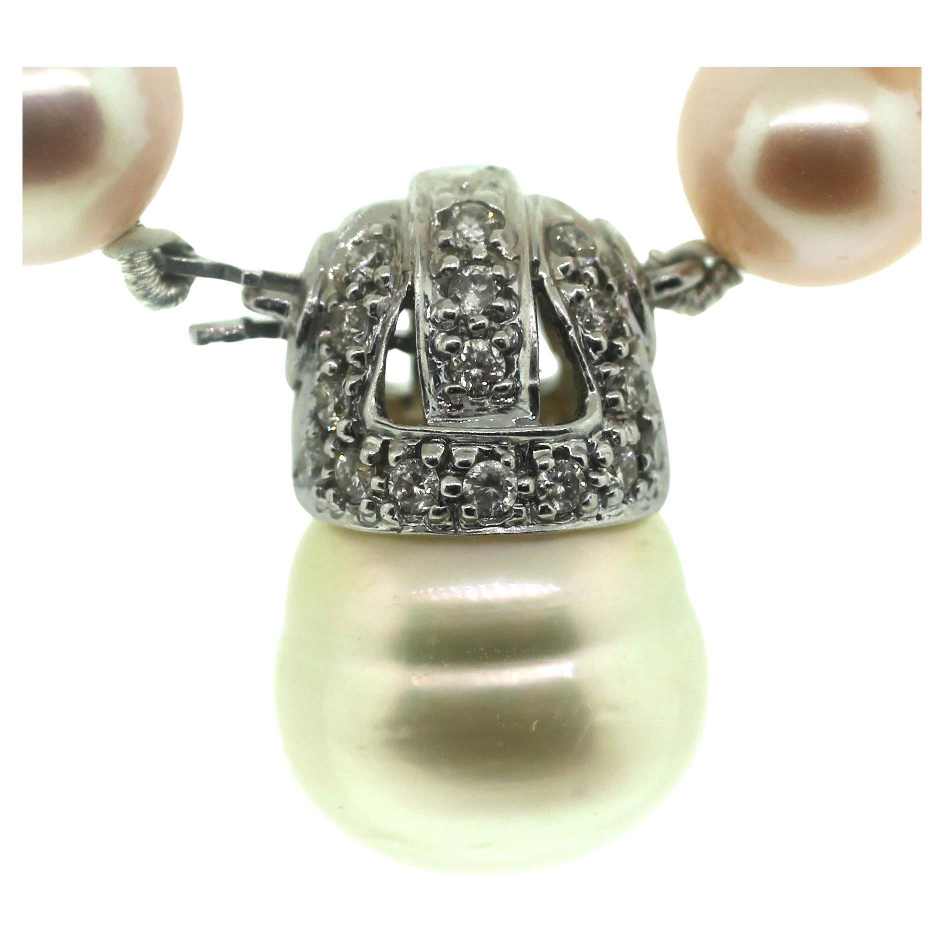 Hakimoto Collier de perles de culture roses et diamants 18 carats Pour femmes en vente