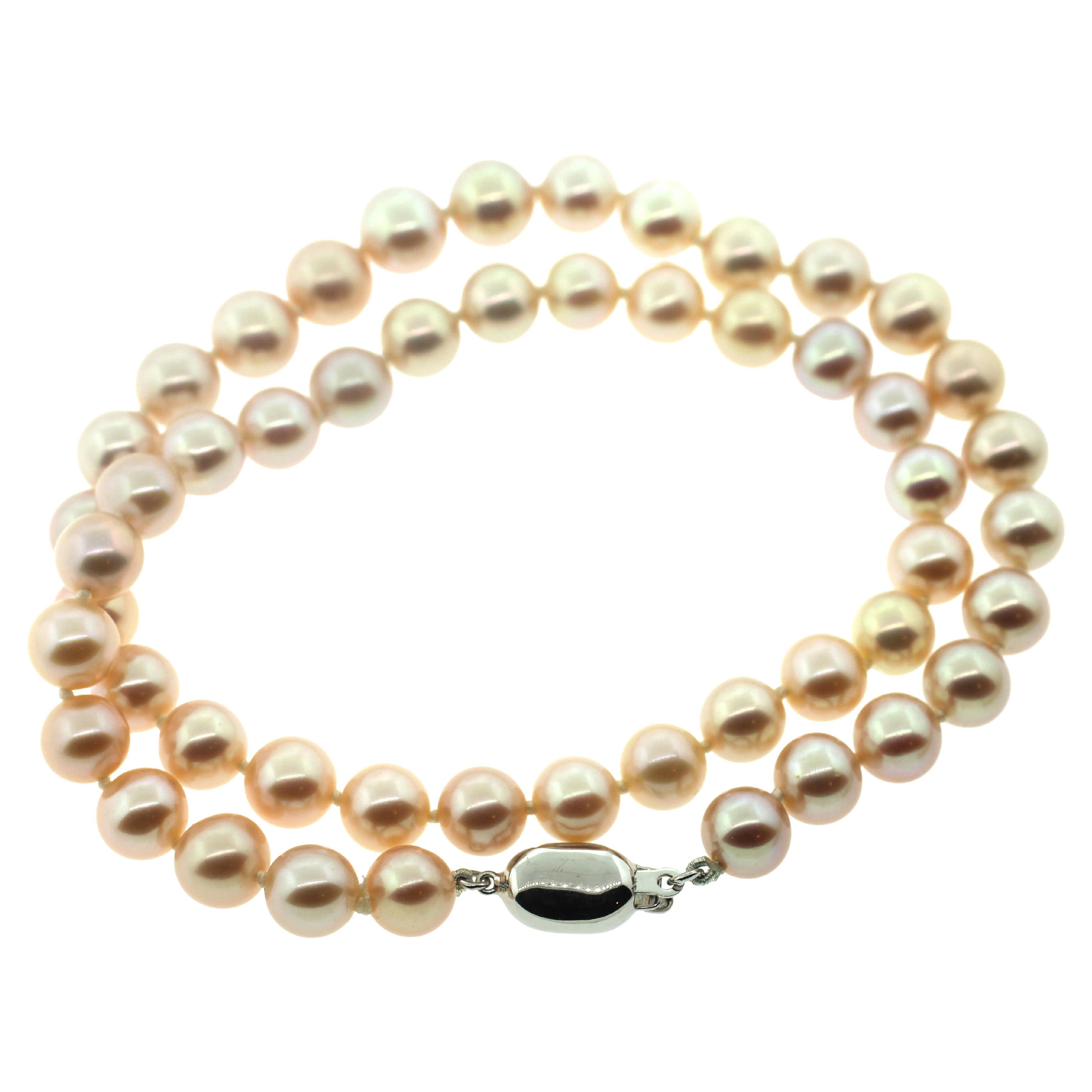 Hakimoto Pink Cultured Pearl Necklace
18K Clacp
17.5 inches
8-7mm