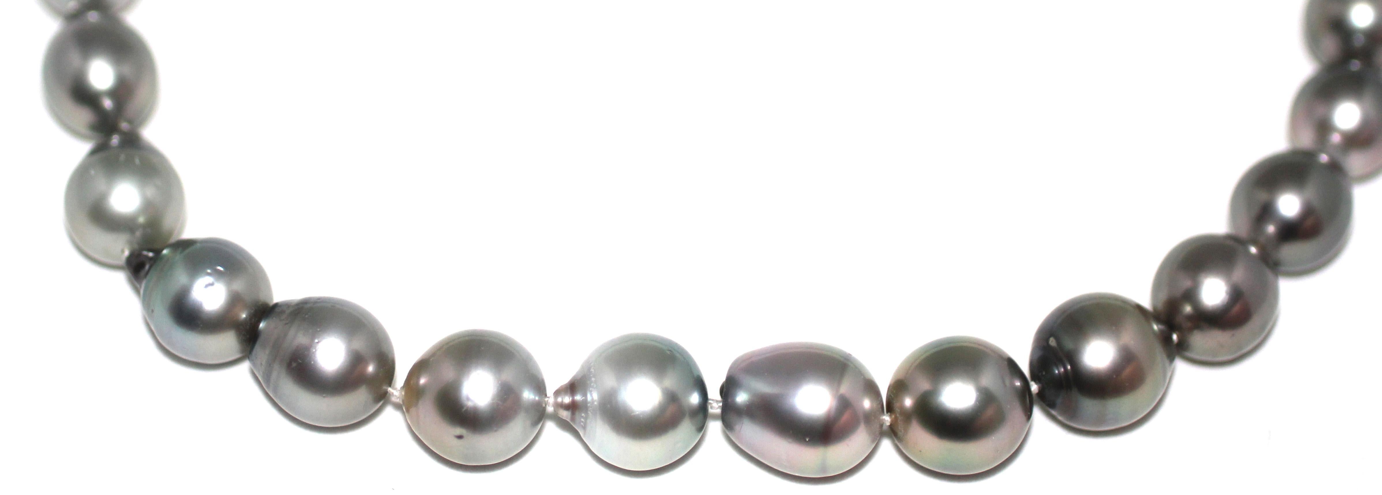 Hakimoto By Jewel Of Ocean
Manufacture Suggested Retail Price $20,000
Tahitian South Sea Baroque Pearl Necklace
18K Diamond White Gold Clasp
12x15mm
18