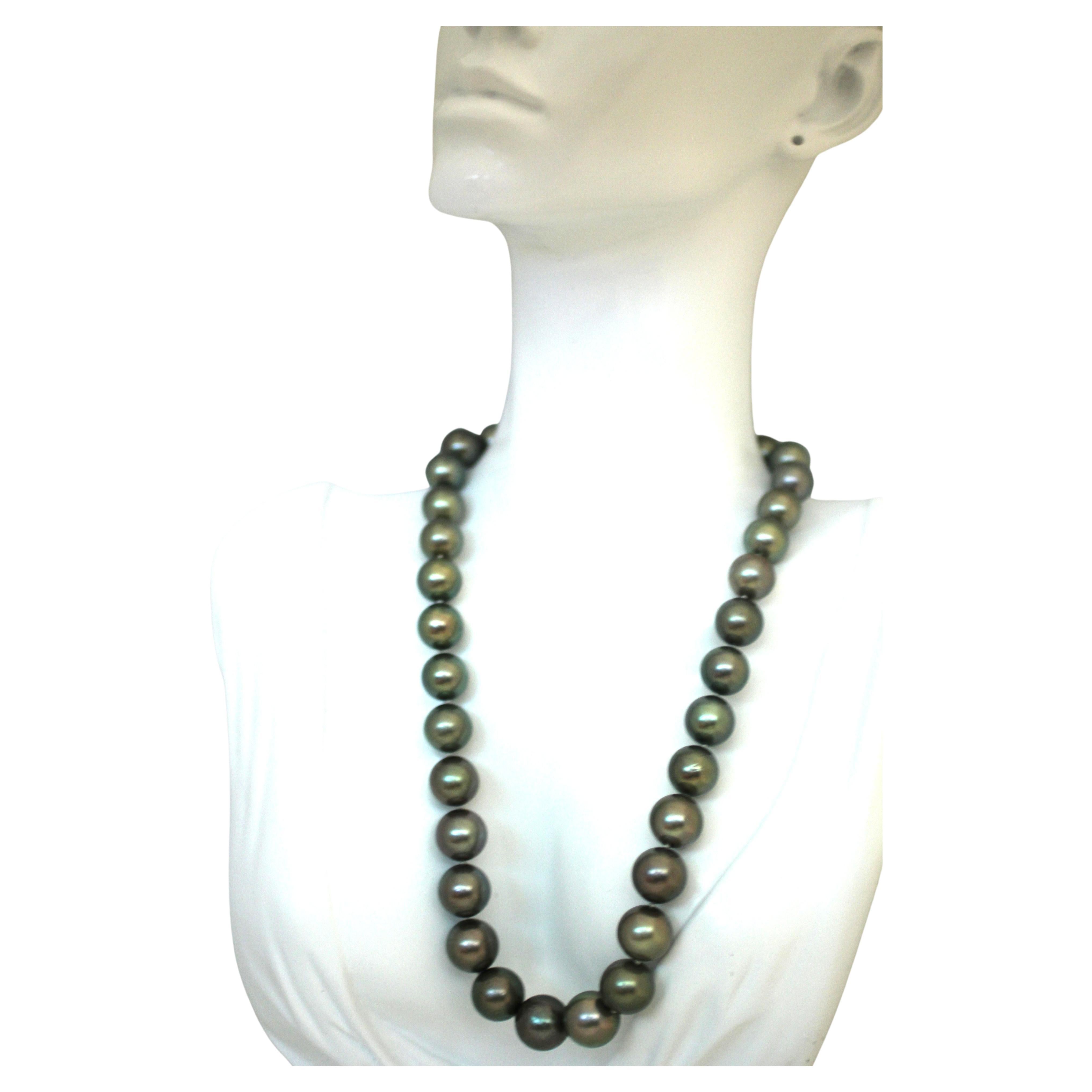 Women's Hakimoto 13x10 mm Tahitian South Sea Pearl Necklace 18K White Gold Clasp