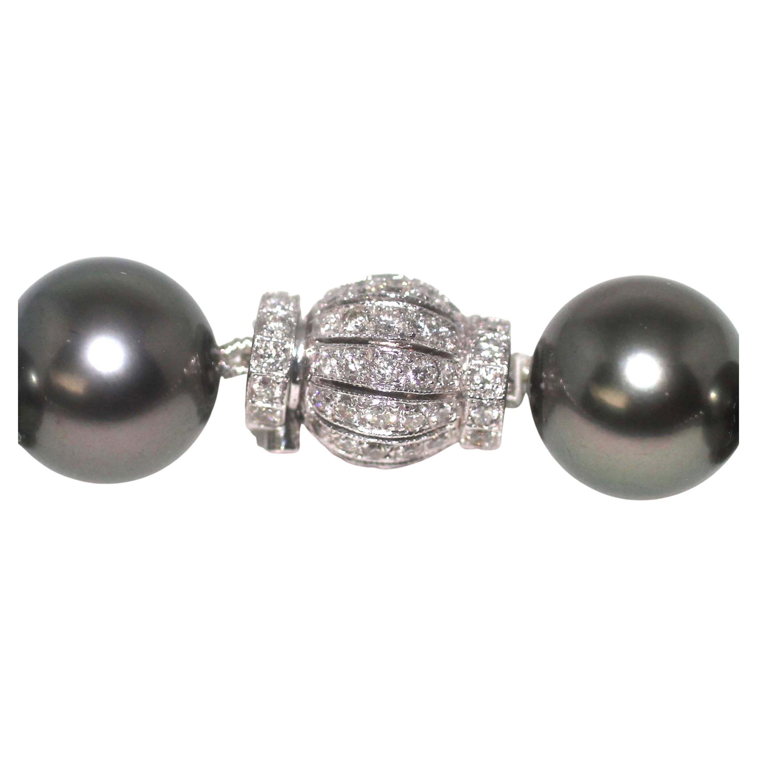 Modern Hakimoto 14.4x12 mm Tahitian South Sea Pearl Necklace with 18K Diamond Clasp For Sale
