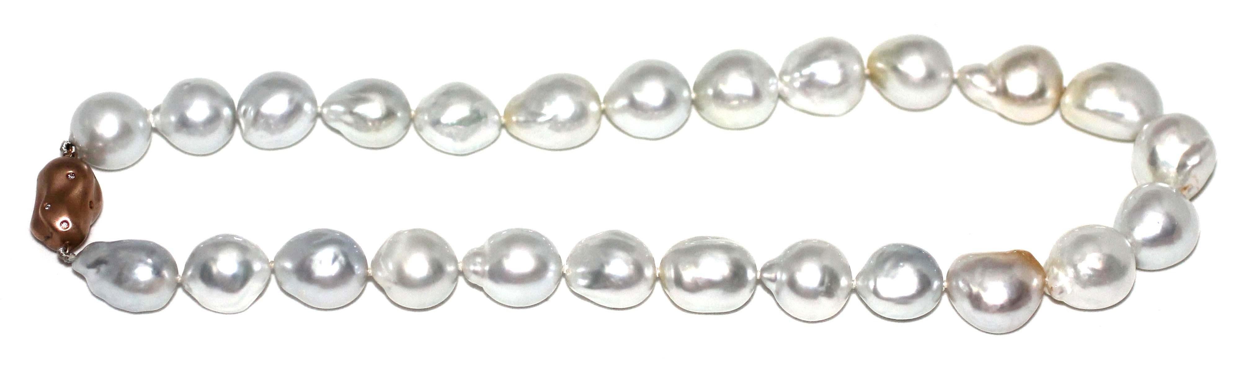 Hakimoto 15X14 mm White South Baroque Sea Pearl Necklace 18K Diamond Clasp In New Condition For Sale In New York, NY